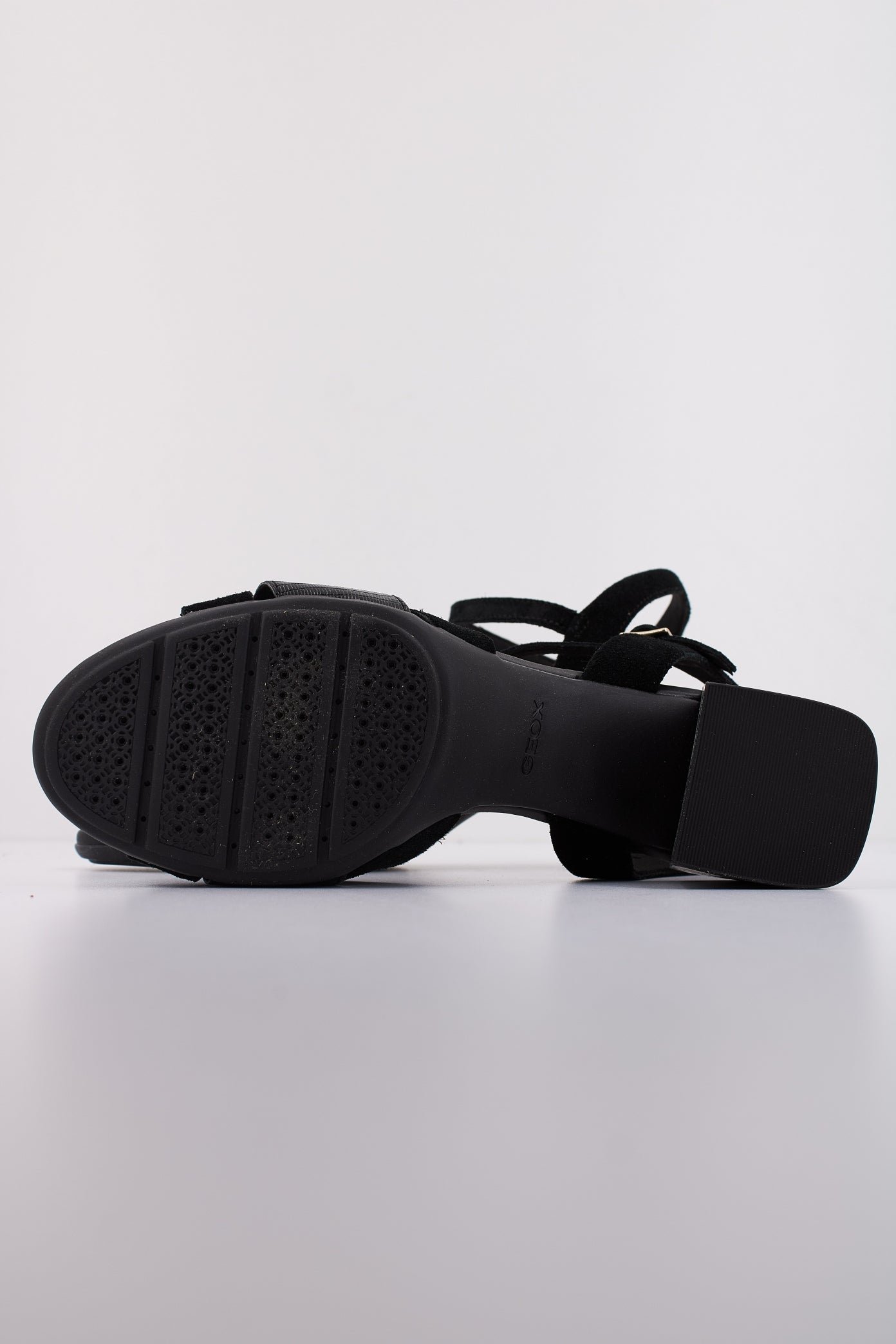 GEOX D NEW MARYKARMEN en color NEGRO (5)