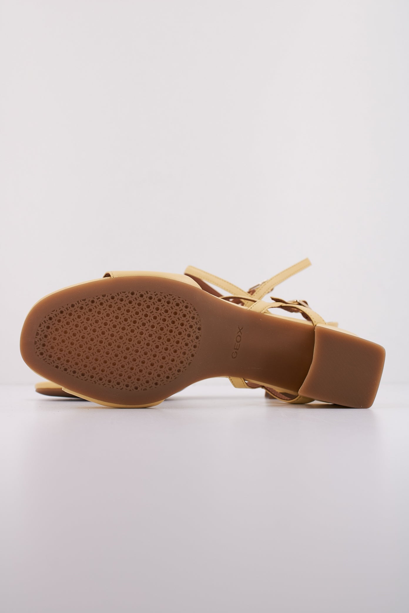 GEOX D NEW ERAKLIA en color AMARILLO (5)