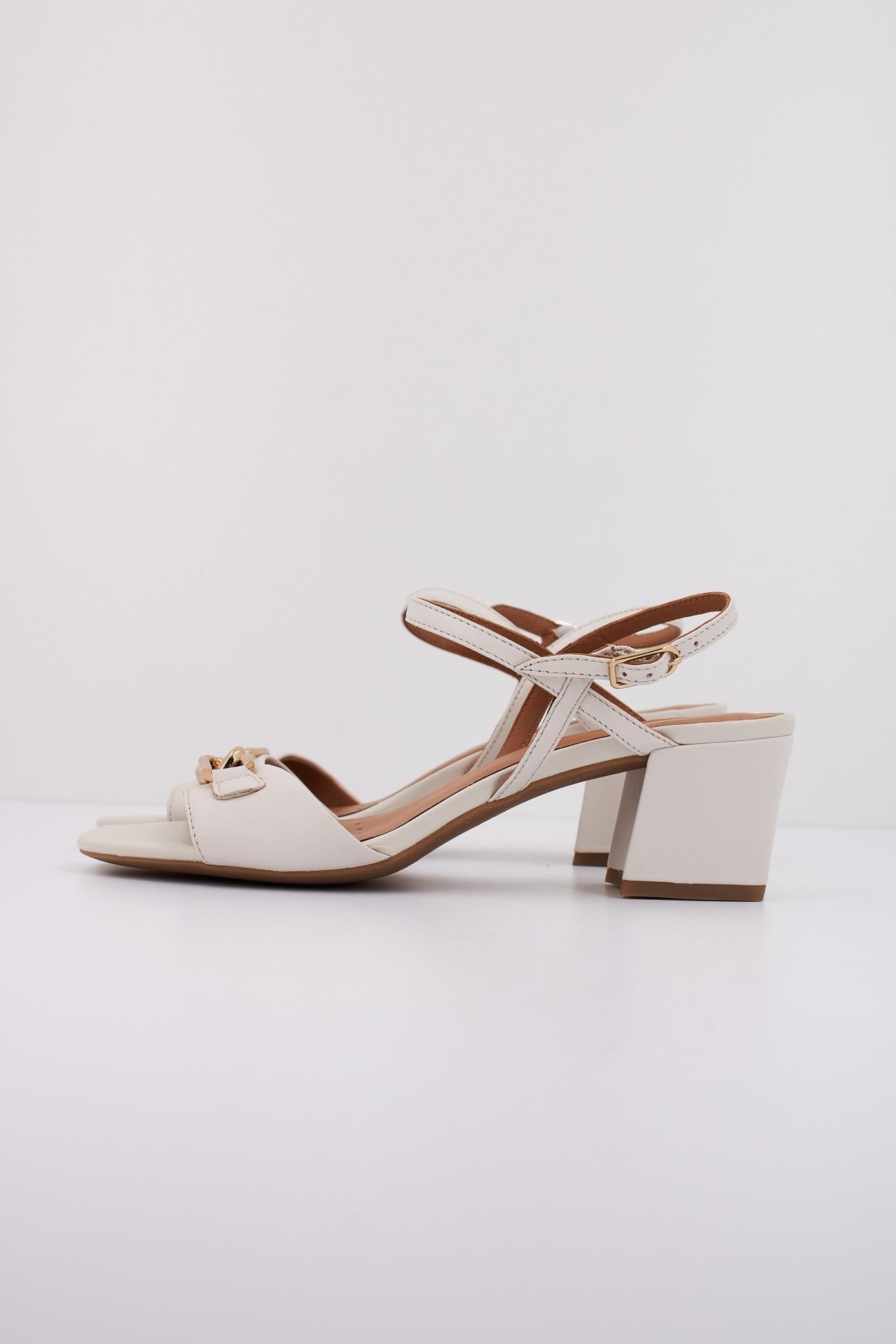 GEOX D NEW ERAKLIA en color BEIS (1)