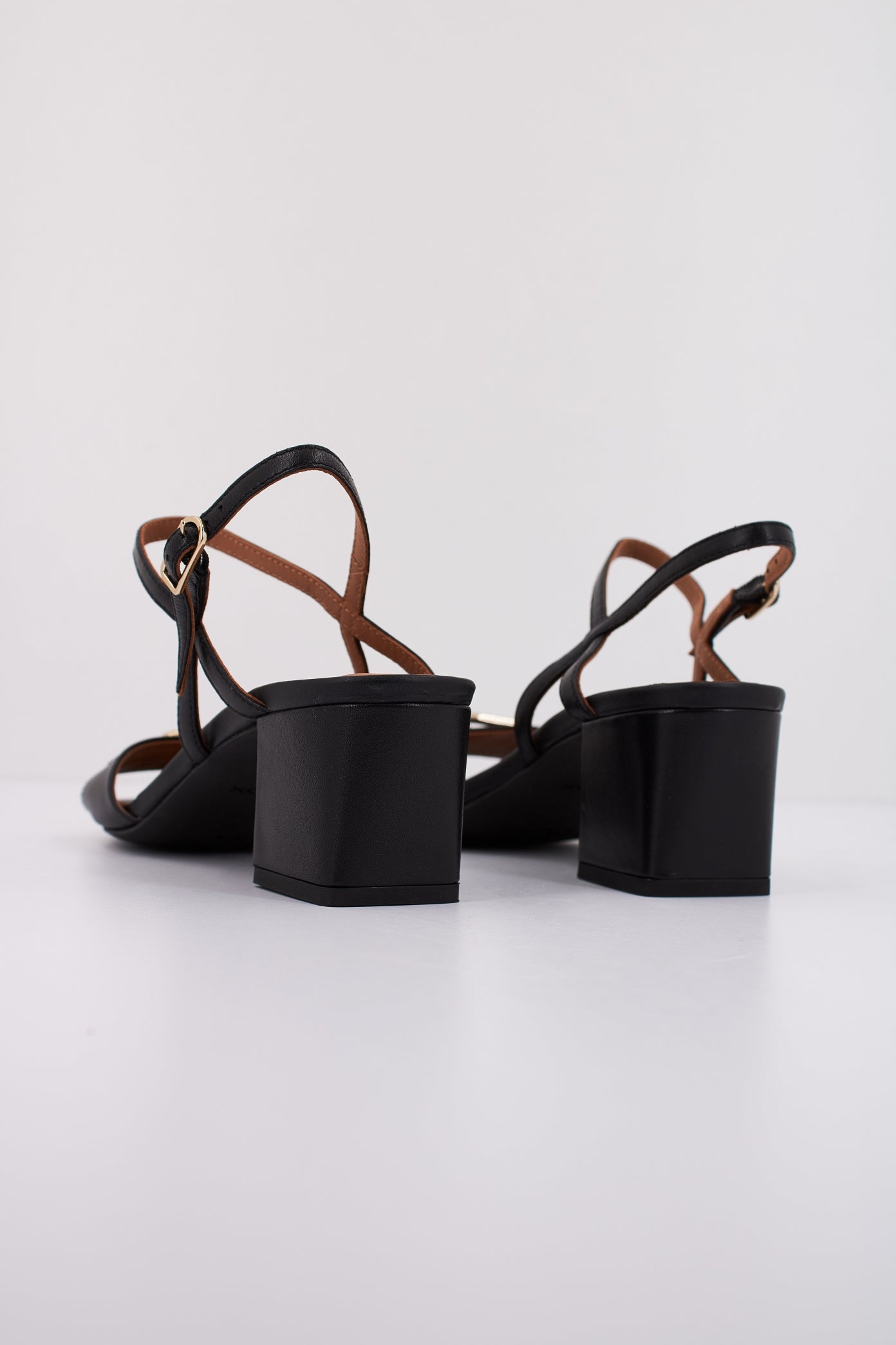 GEOX D NEW ERAKLIA en color NEGRO (4)