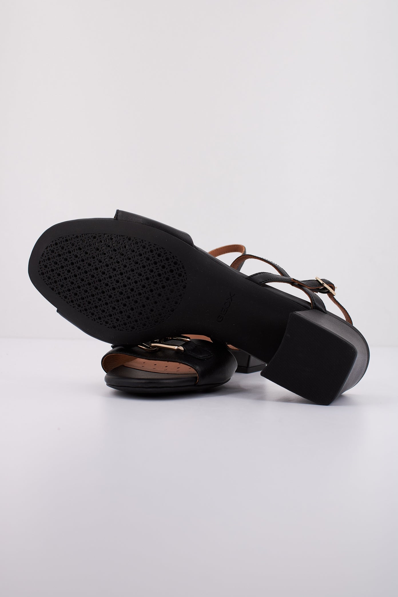 GEOX D NEW ERAKLIA en color NEGRO (5)
