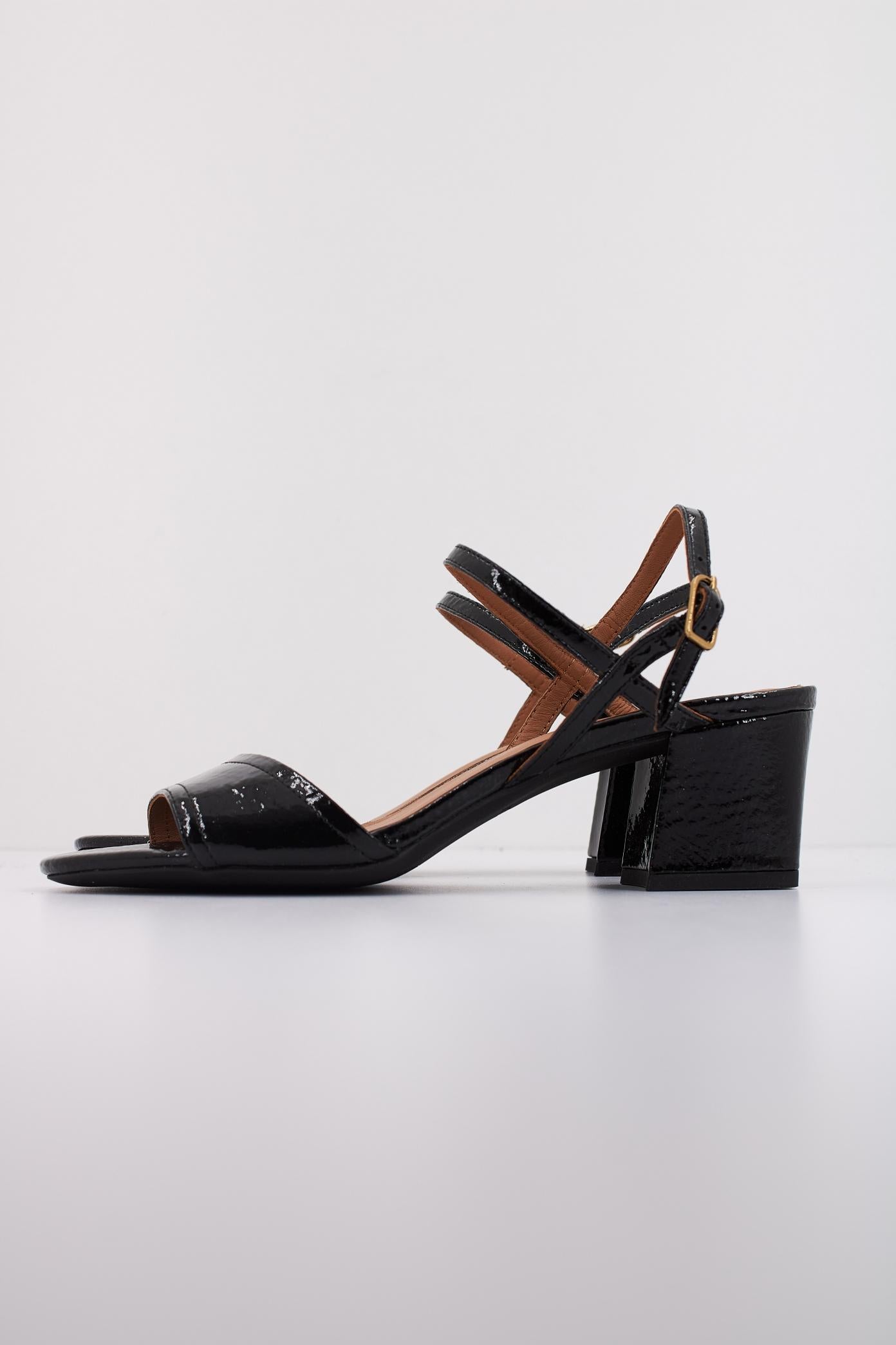 GEOX D NEW ERAKLIA en color NEGRO (1)