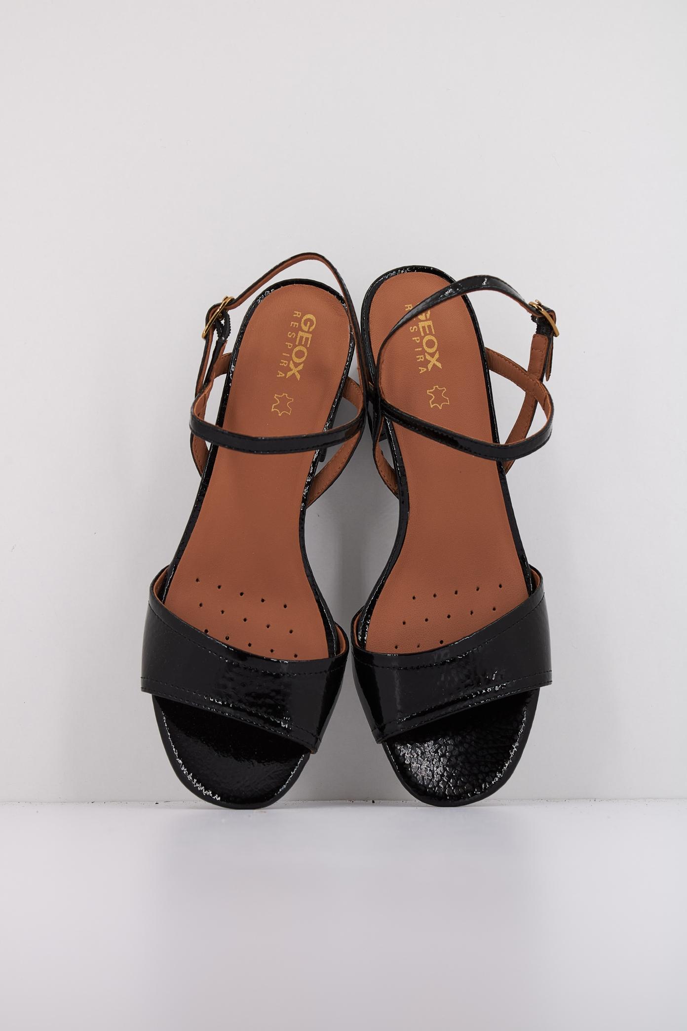 GEOX D NEW ERAKLIA en color NEGRO (3)