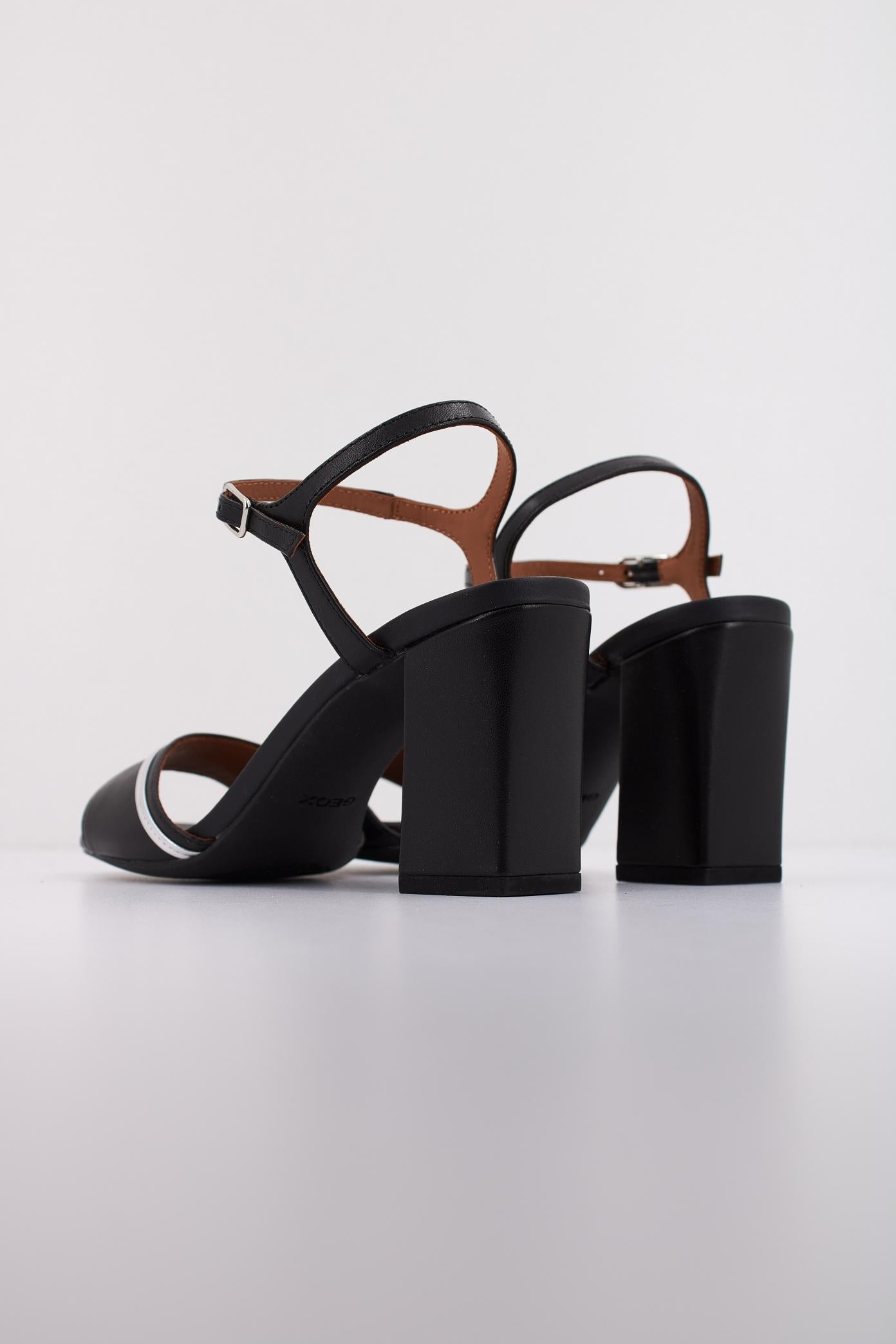 GEOX D NEW ERAKLIA en color NEGRO (4)