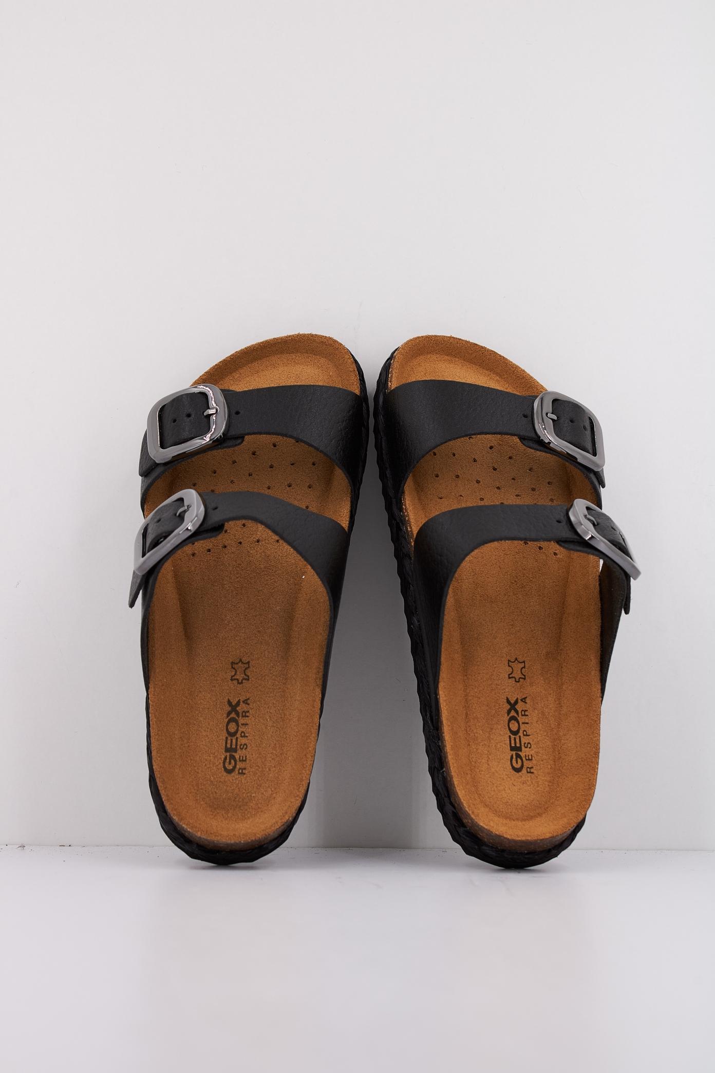 GEOX D NEW BRIONIA HIGH en color NEGRO (3)