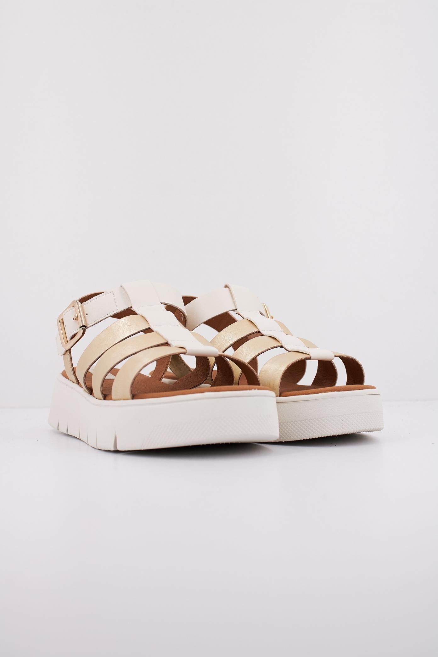 GEOX D DANDRA en color ORO (2)