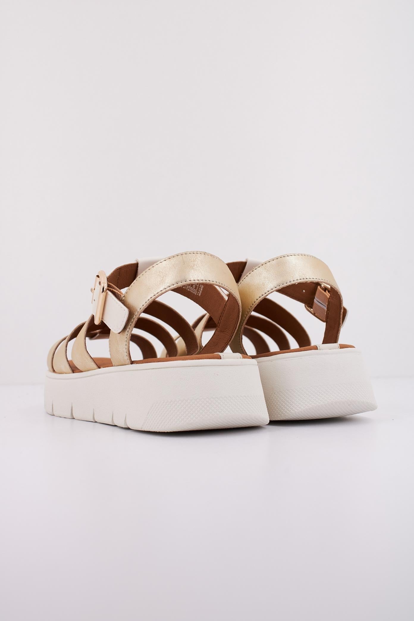 GEOX D DANDRA en color ORO (4)