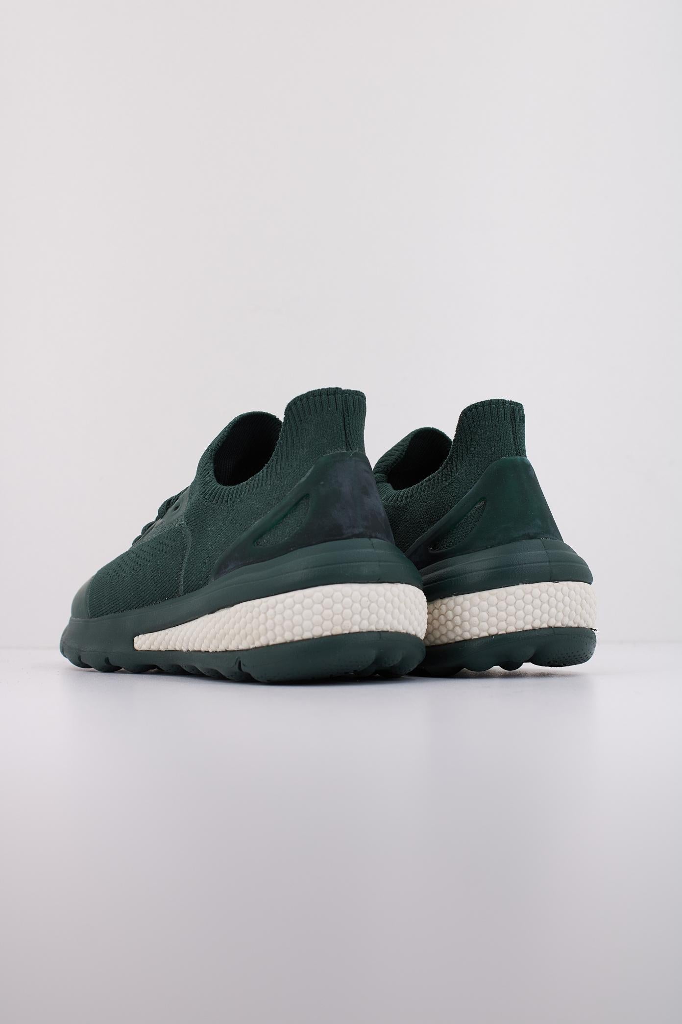 GEOX D SPHERICA ACTIF en color VERDE (4)