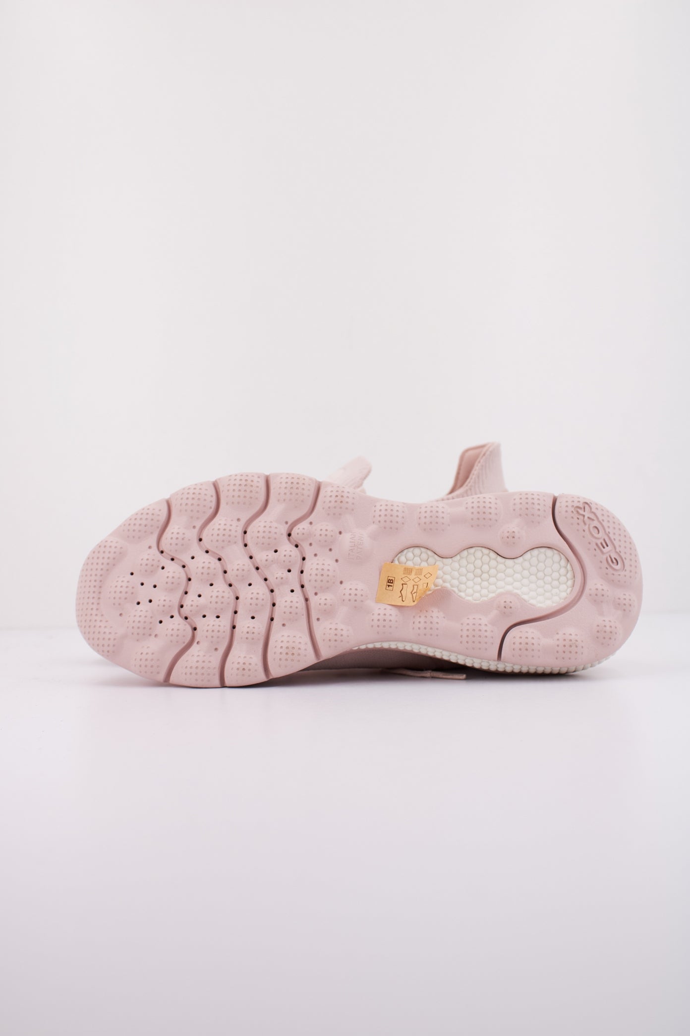 GEOX D SPHERICA ACTIF en color ROSA (5)
