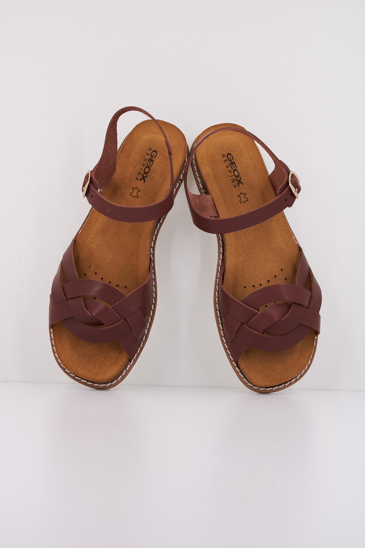 GEOX D LEUCA en color MARRON (3)
