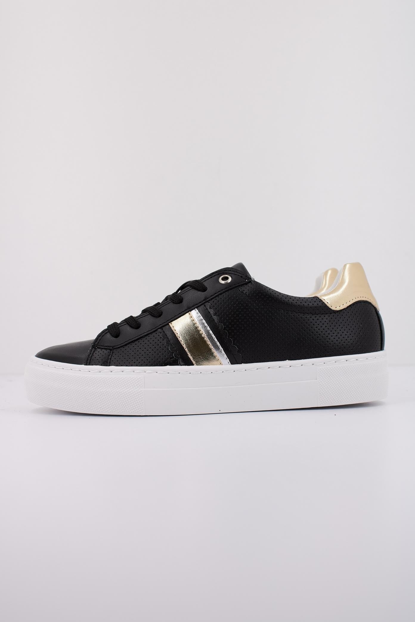GEOX D CLAUDIN en color NEGRO (1)