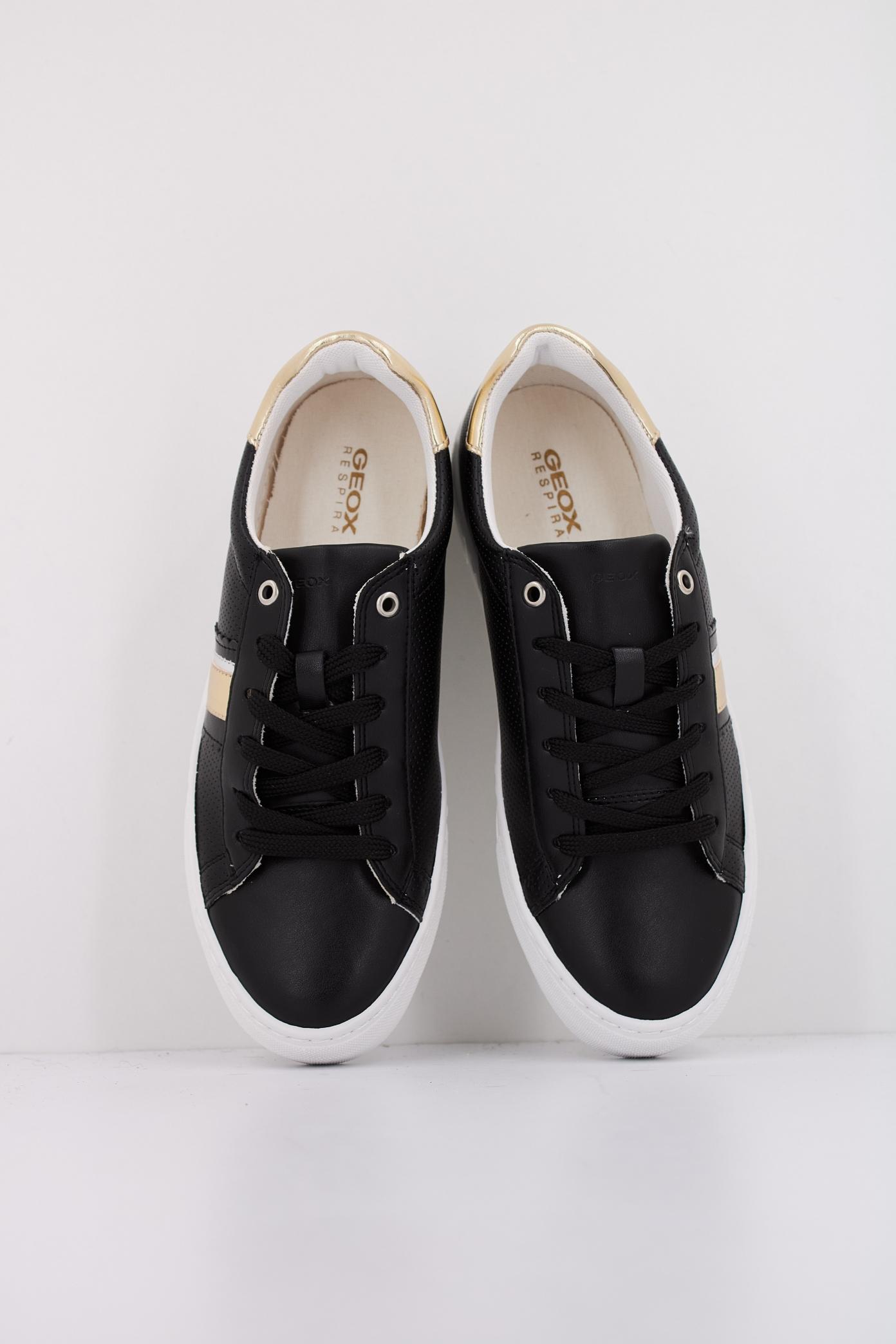GEOX D CLAUDIN en color NEGRO (3)