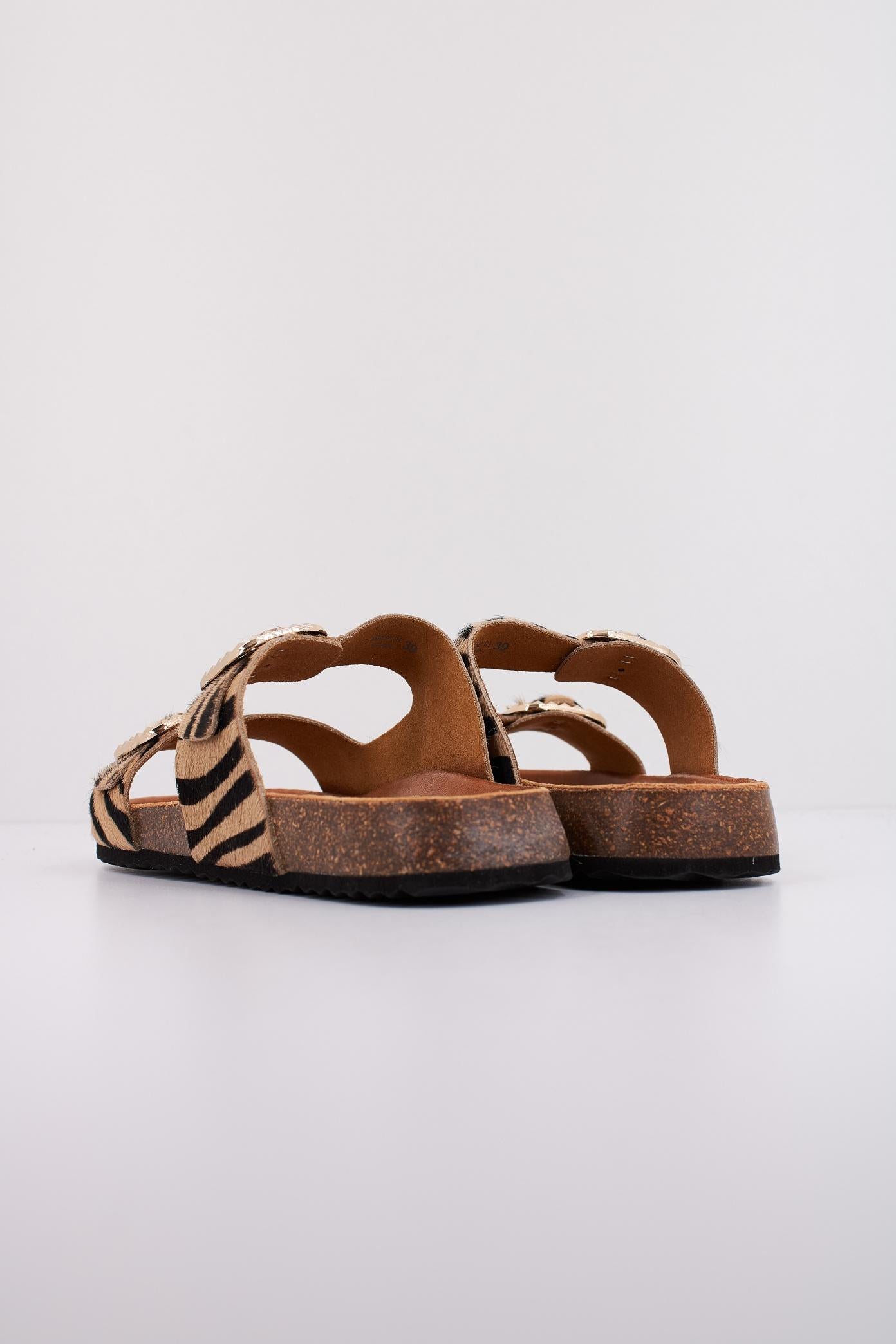GEOX D NEW BRIONIA B en color ANIMAL PRINT (4)