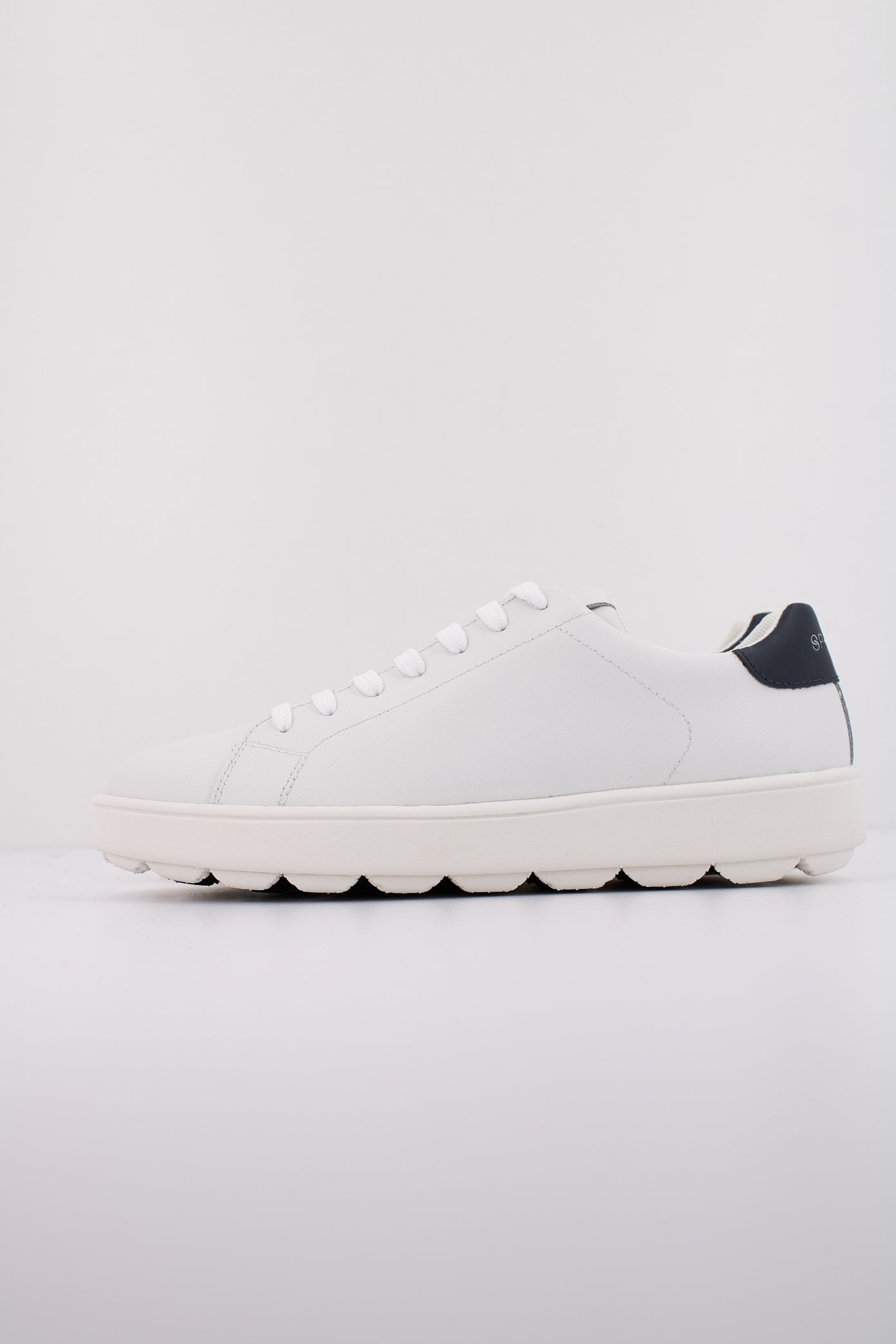 GEOX D SPHERICA ECUB- en color BLANCO (1)