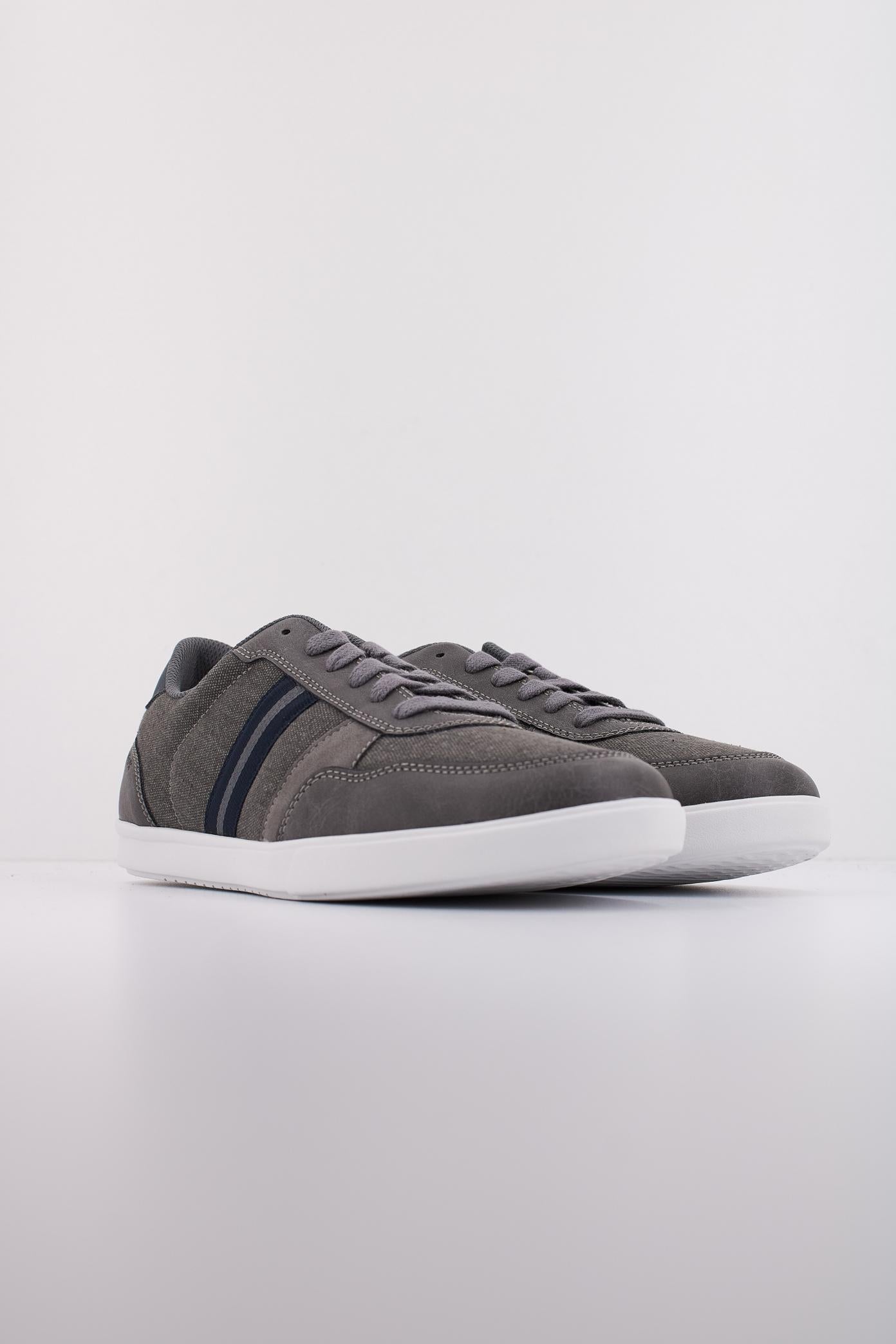 GEOX U WALEE en color GRIS (2)