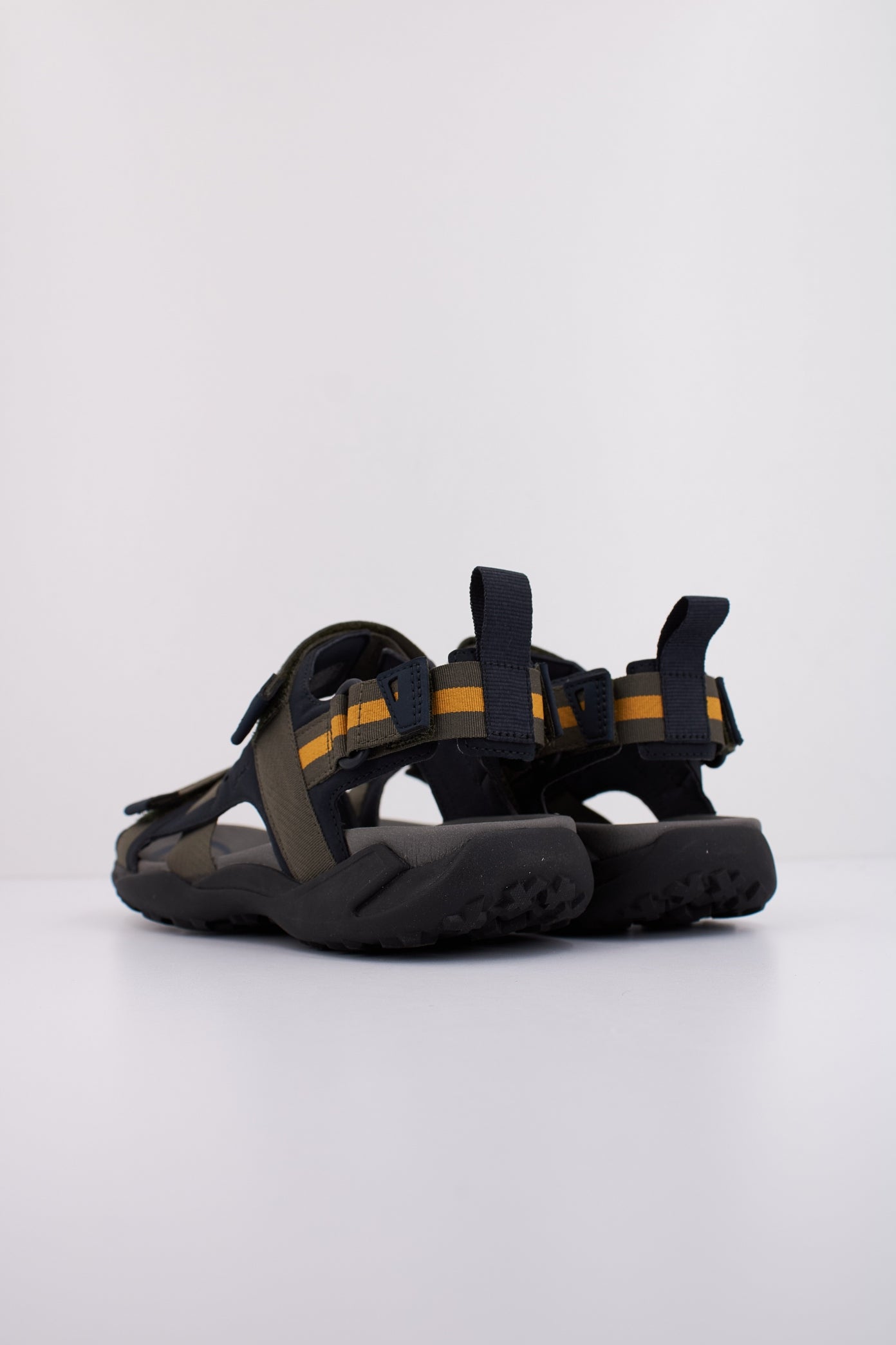 GEOX U TERRENO + GRIP en color VERDE (4)