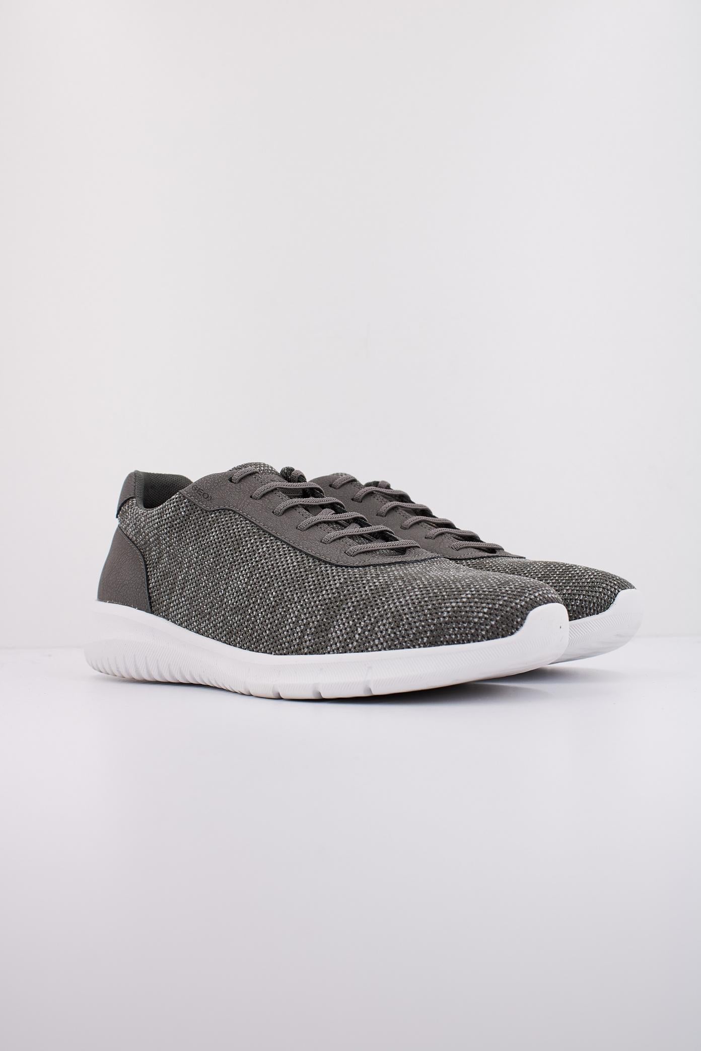 GEOX U MONREALE en color GRIS (2)