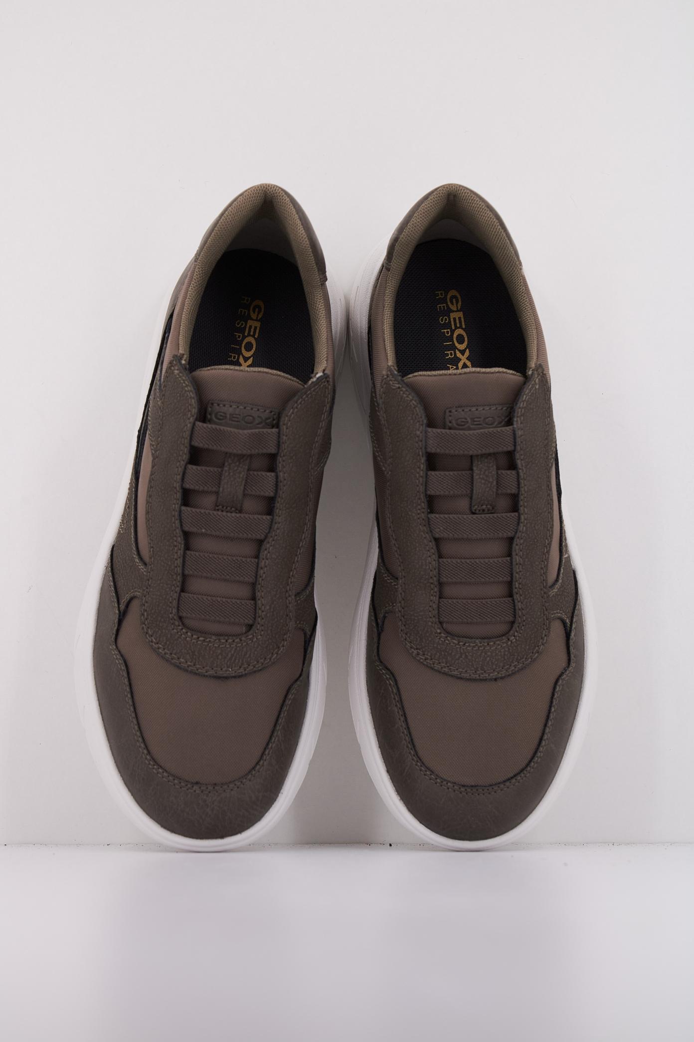 GEOX U PORTELLO en color MARRON (3)