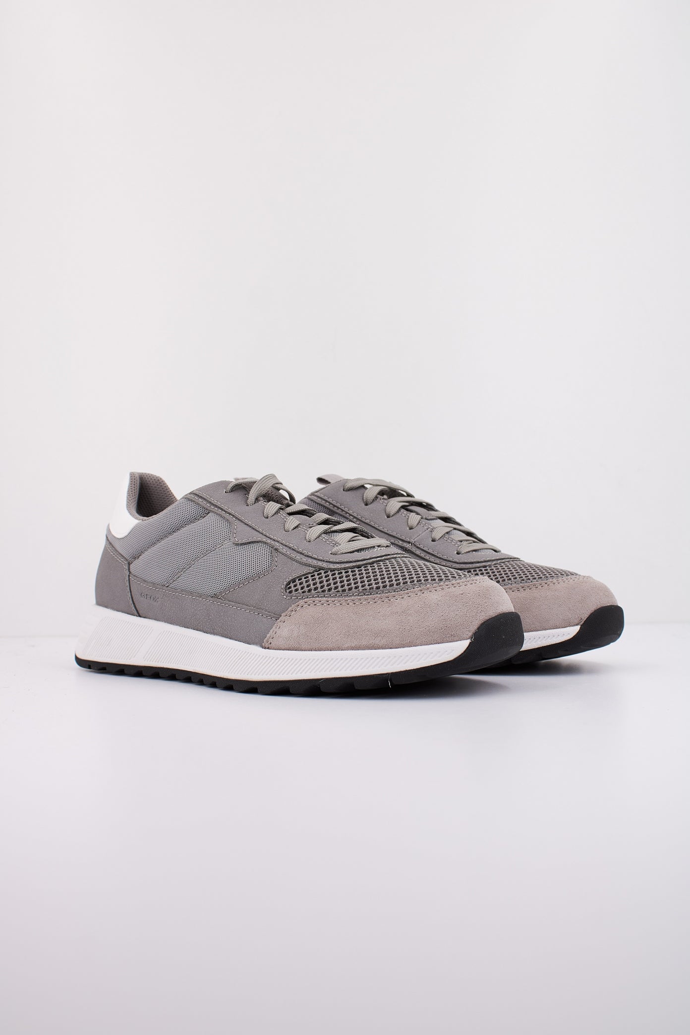 GEOX U MOLVENO en color GRIS (2)
