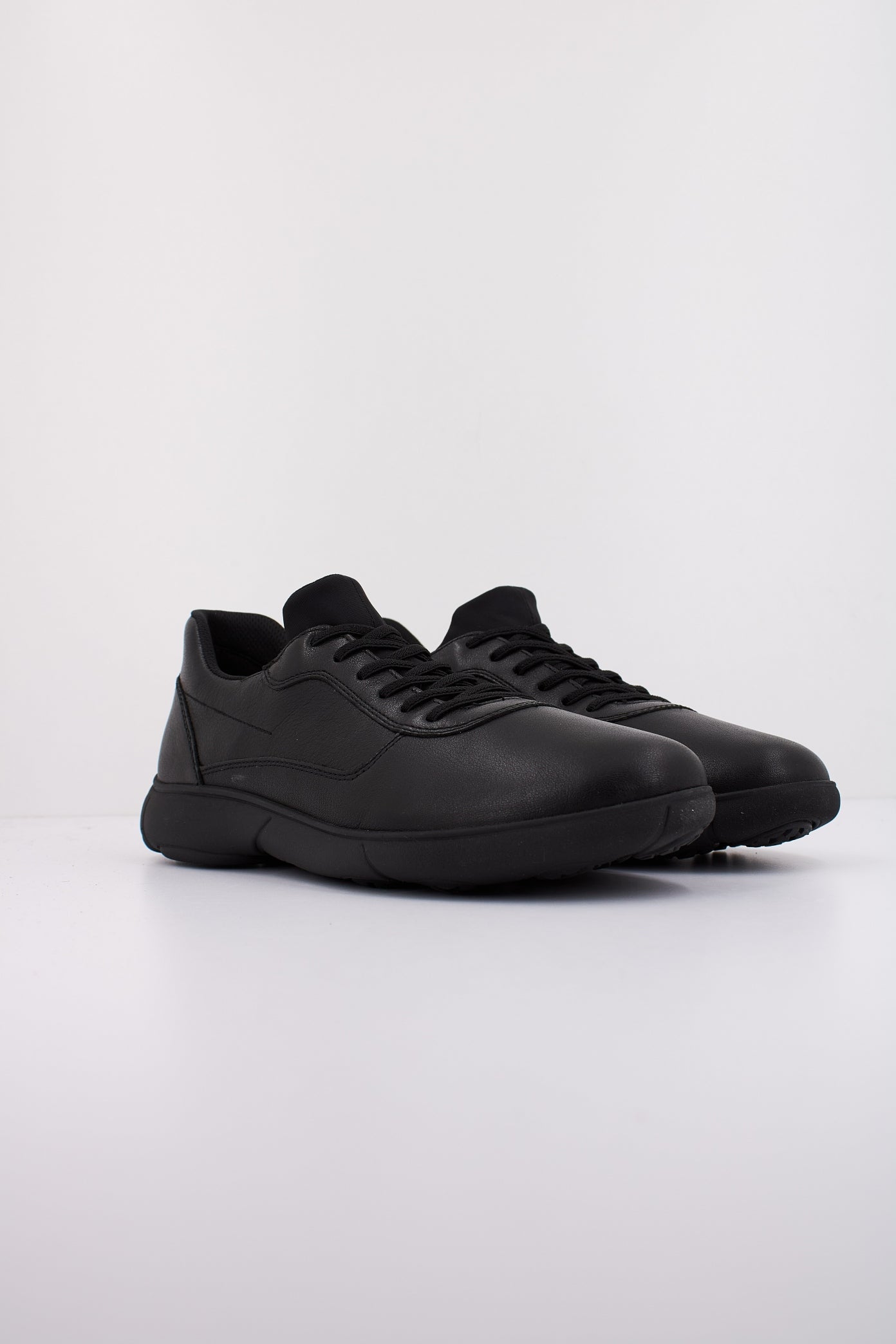 GEOX U NEBULA . en color NEGRO (2)
