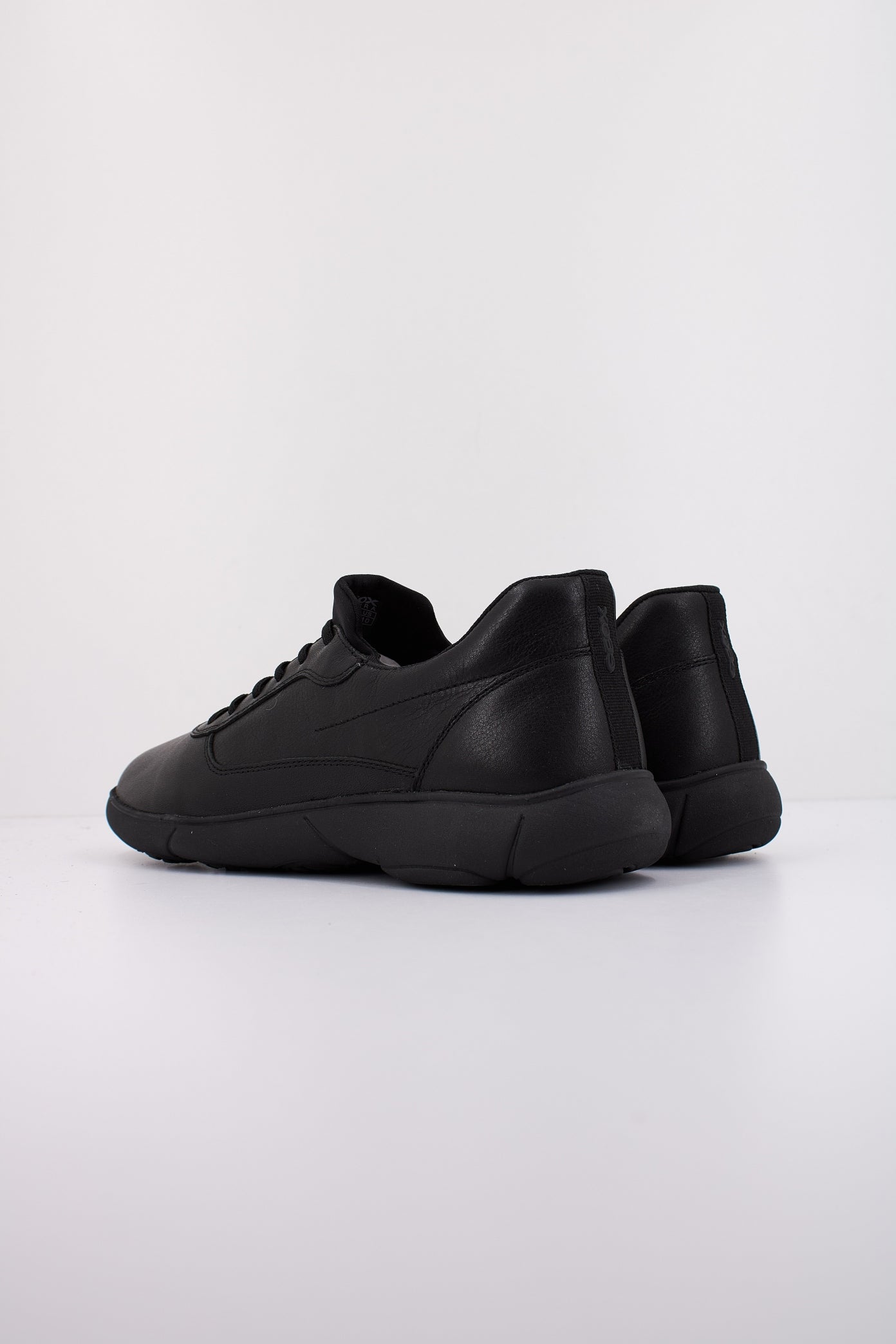 GEOX U NEBULA . en color NEGRO (4)