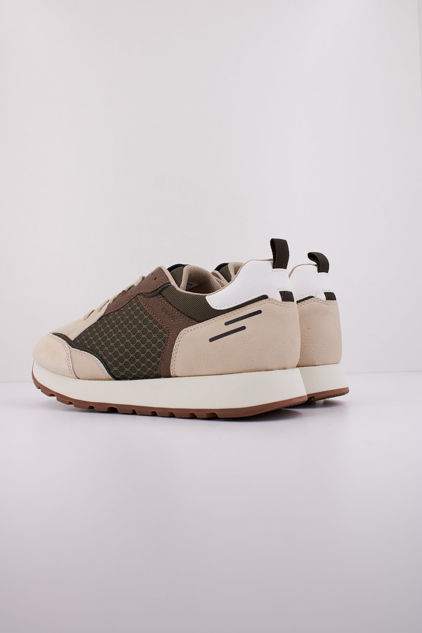 GEOX U PARTENIO en color MARRON (4)