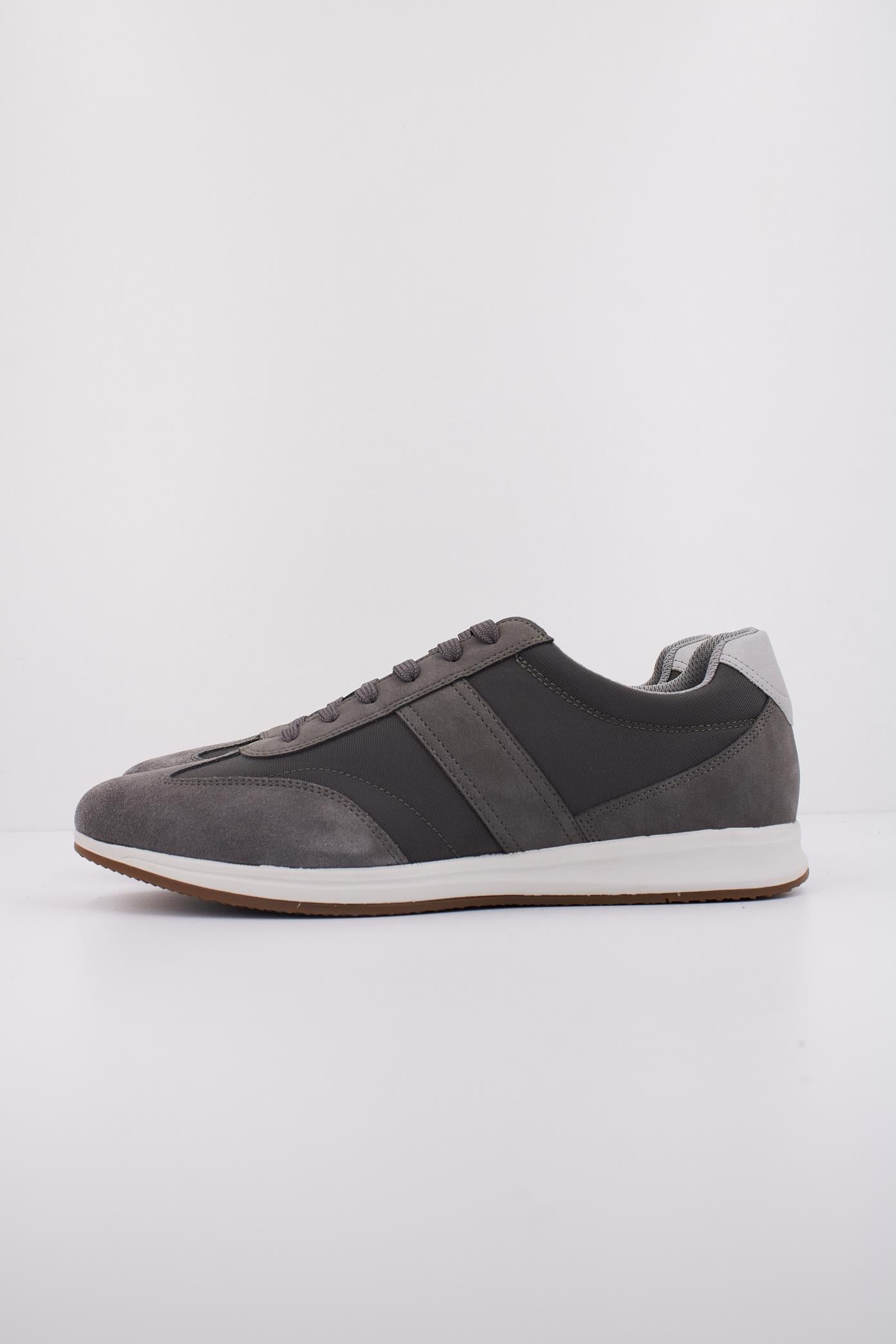 GEOX U AVERY en color GRIS (1)