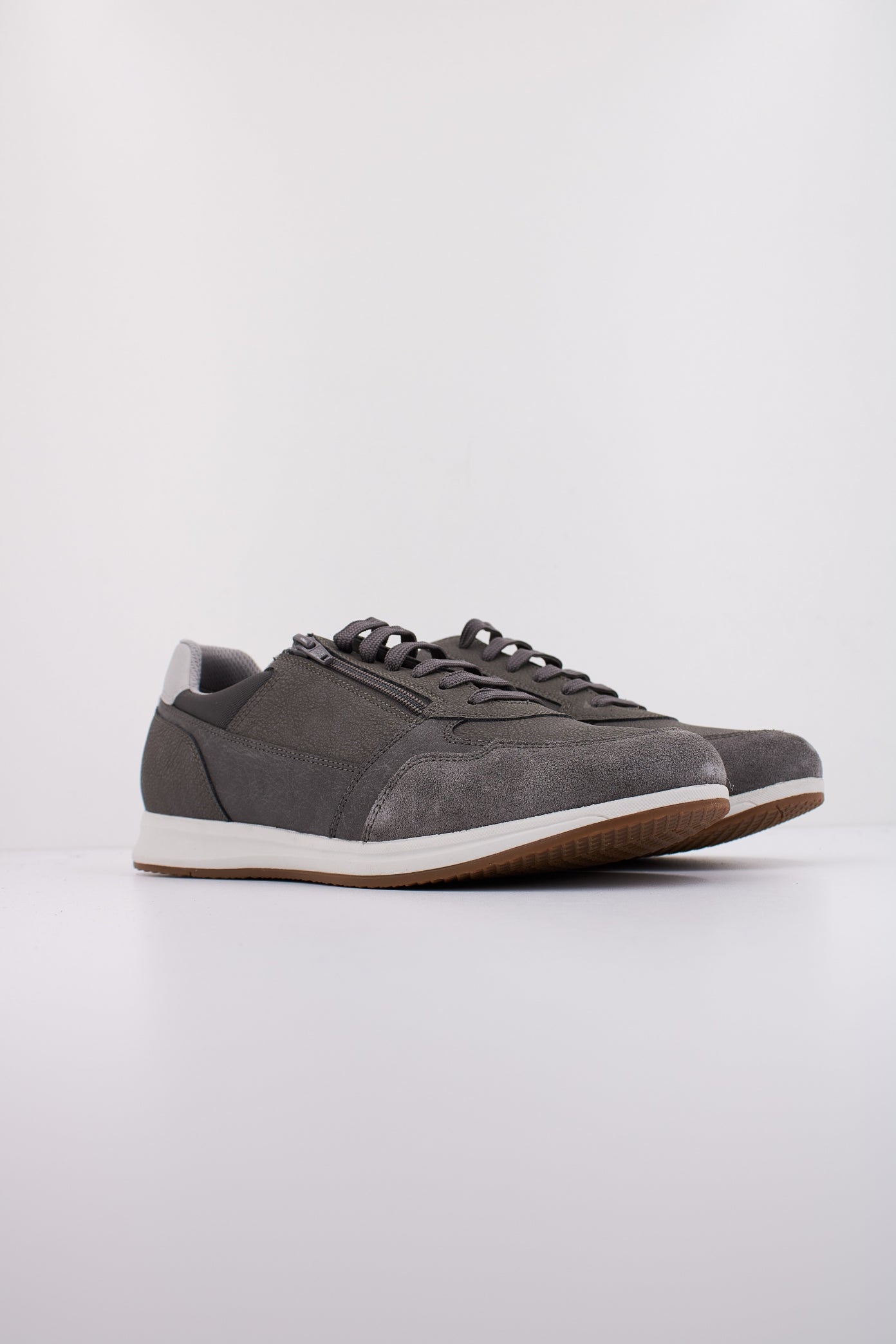 GEOX U AVERY en color GRIS (2)