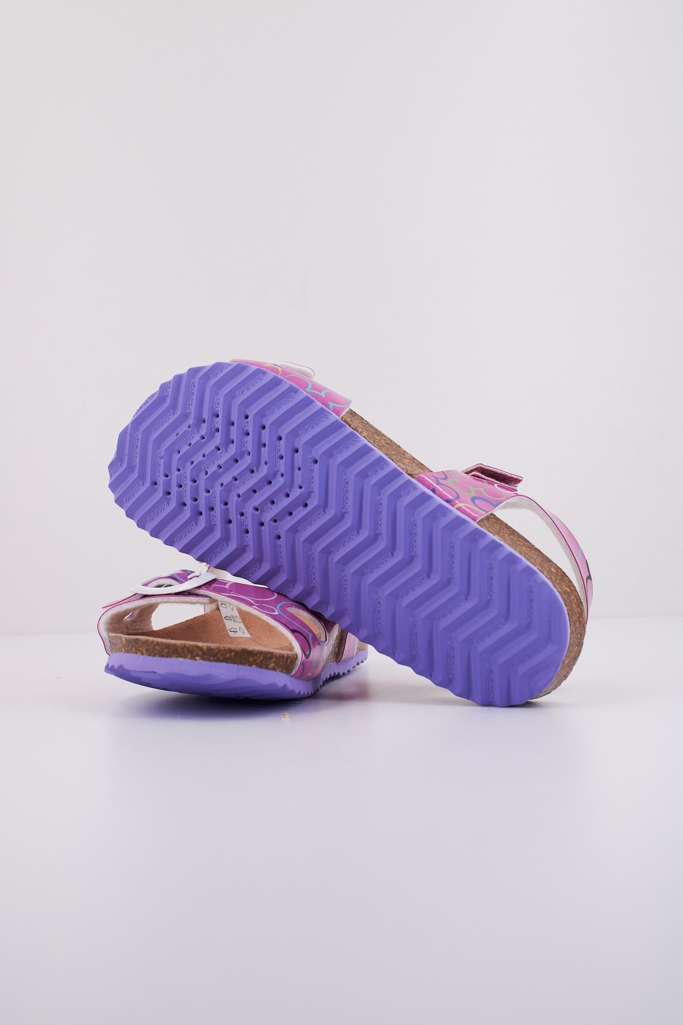 GEOX J ADRIEL GIRL en color ROSA (5)