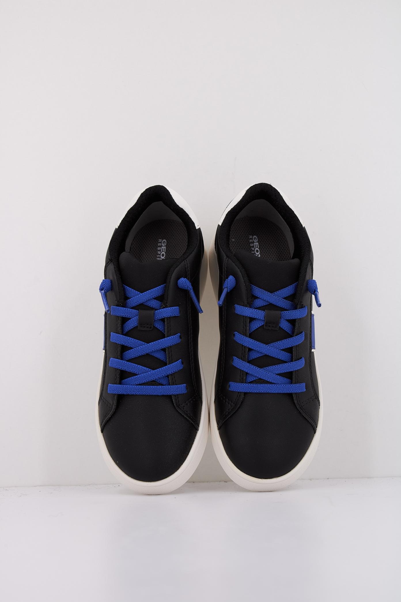 GEOX J ECLYPER BOY en color AZUL (3)