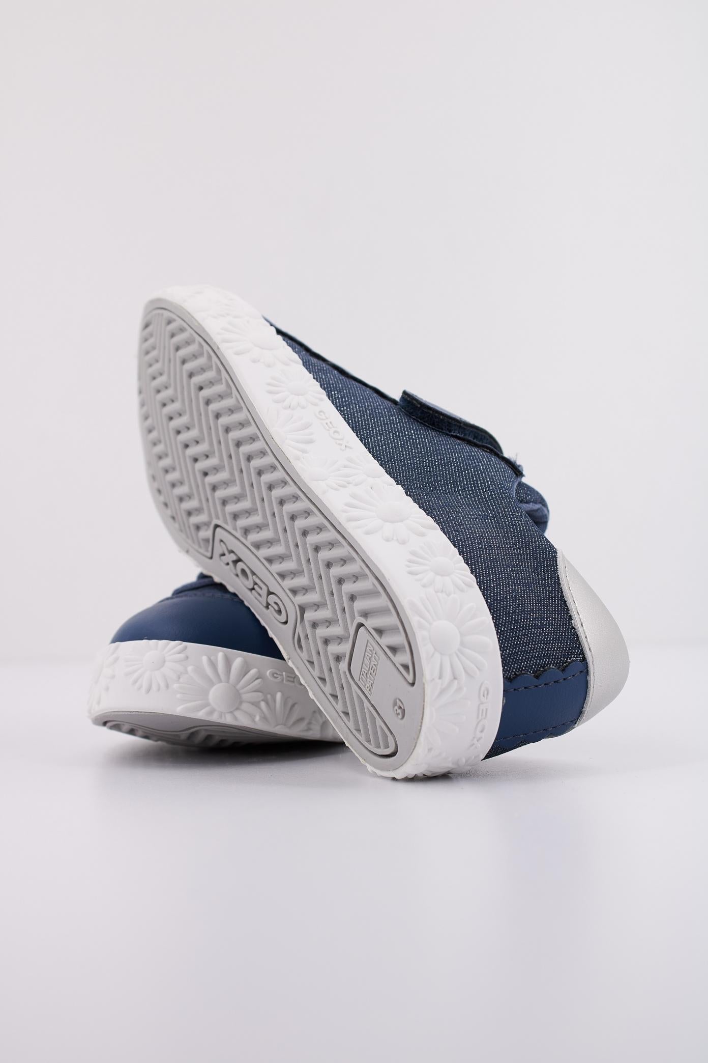 GEOX JR CIAK GIRL en color AZUL (5)