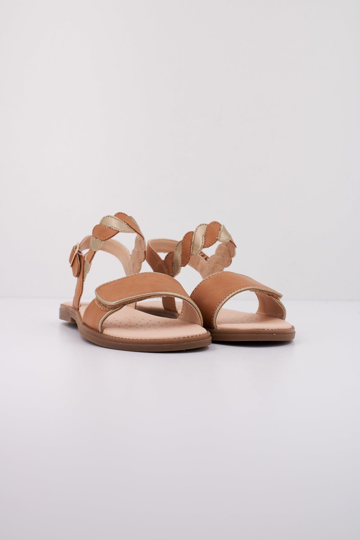 GEOX J SANDAL KARLY GIRL en color MARRON CLARO (2)