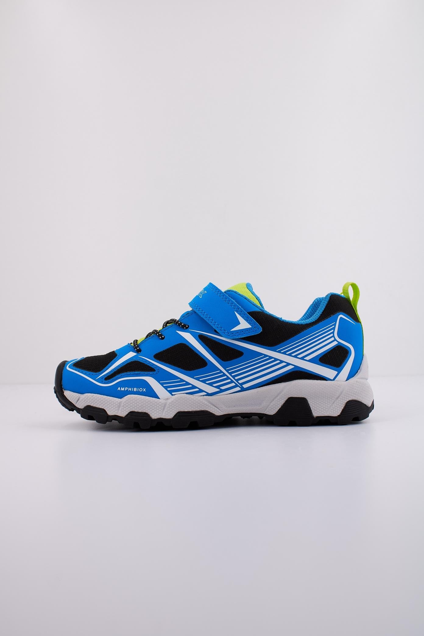 GEOX J MAGNETAR BOY B ABX en color AZUL (1)