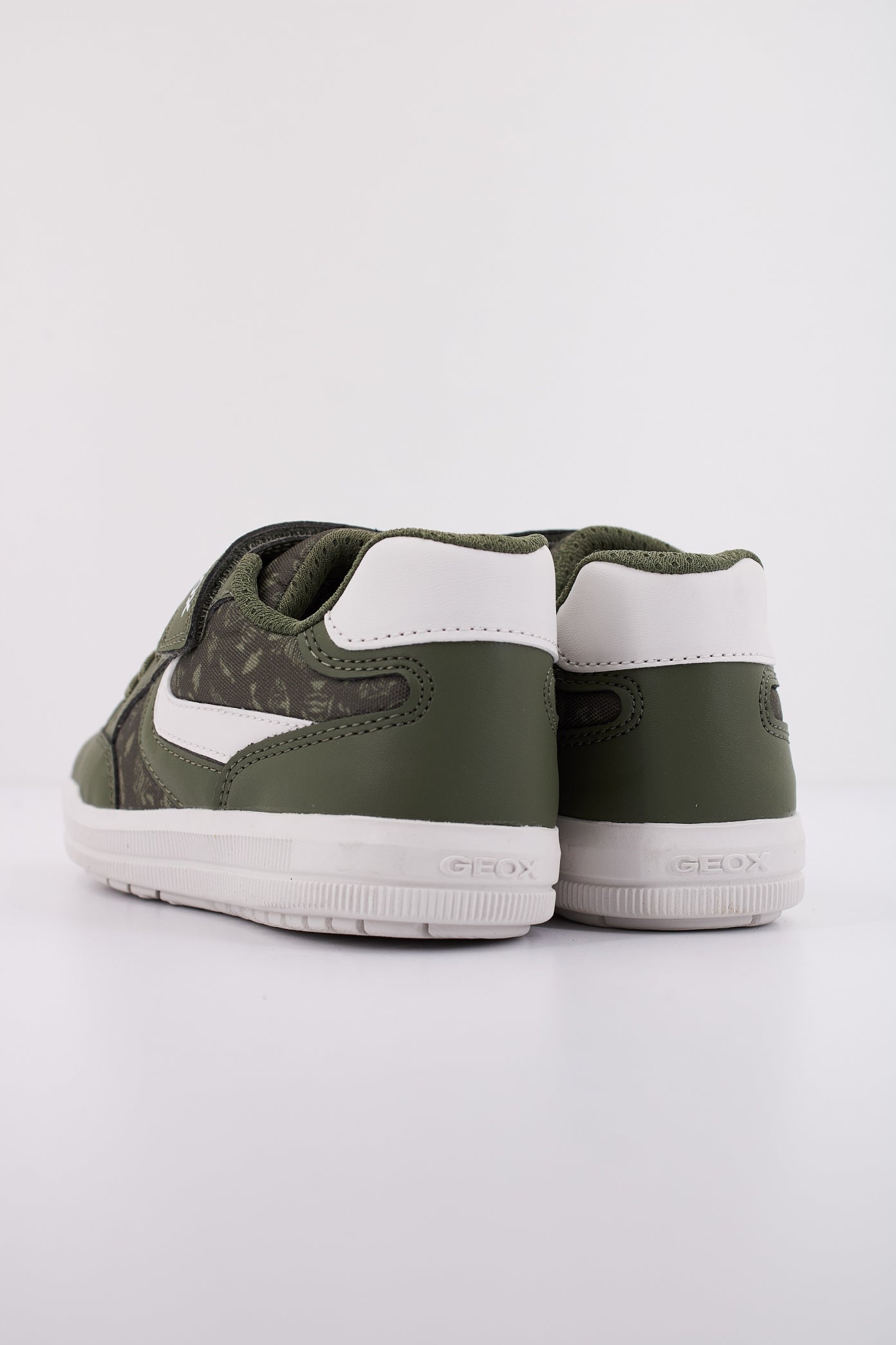 GEOX J ARZACH BOY en color VERDE (4)
