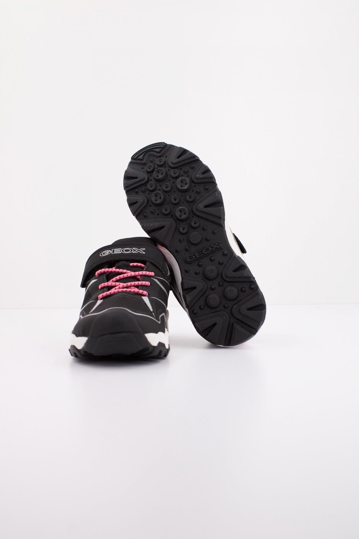 GEOX J MAGNETAR G. B ABX en color NEGRO (5)