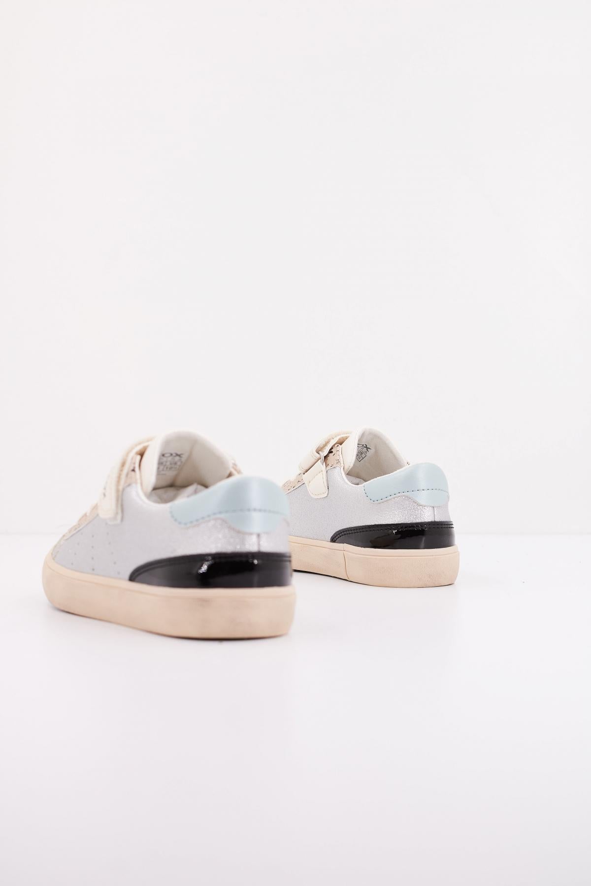 GEOX J GISLI GIRL en color PLATA (4)