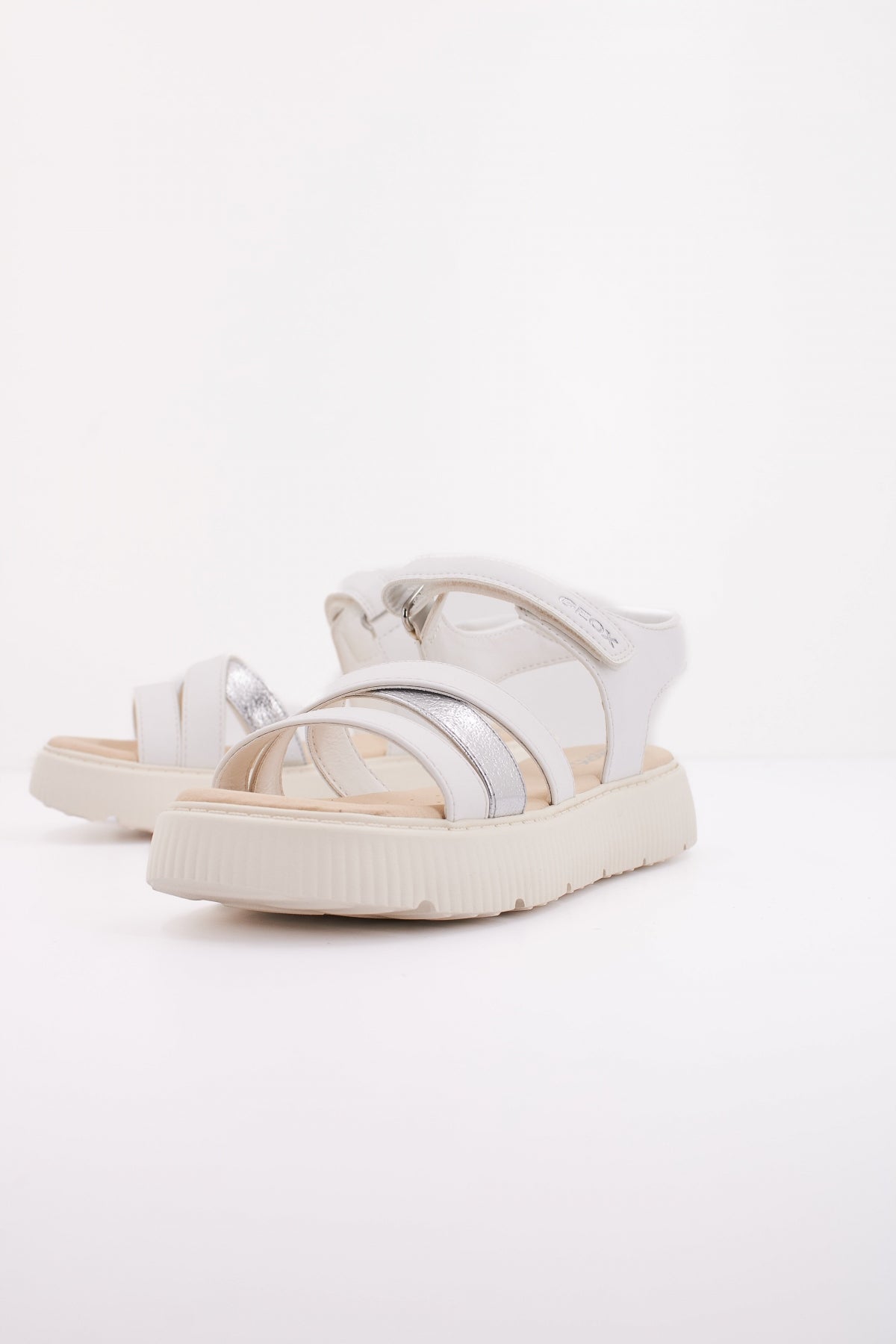 GEOX J SANDAL KODETTE GIR en color BLANCO (2)