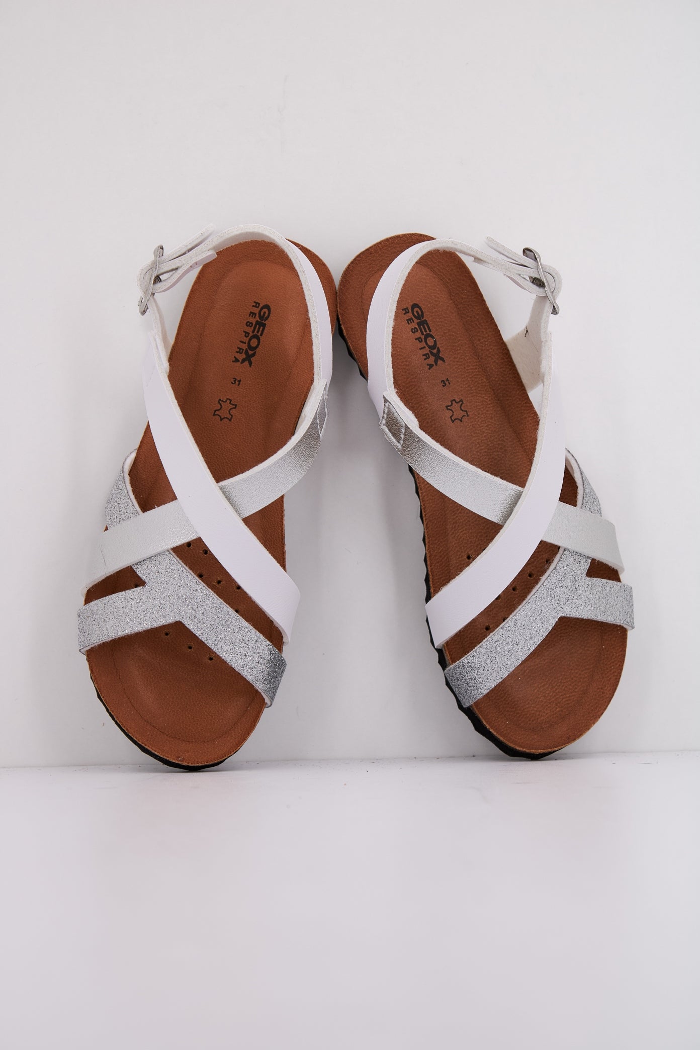 GEOX J SANDAL CHILENE GIR en color BLANCO (3)