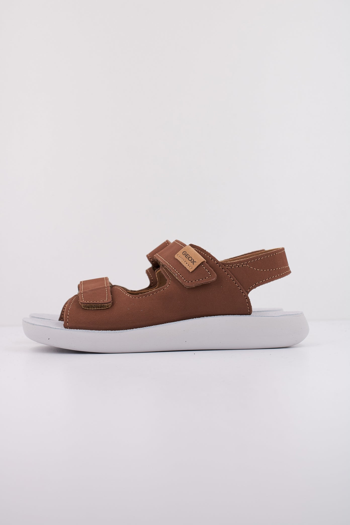 GEOX J SANDAL LIGHTFLOPPY en color MARRON (1)