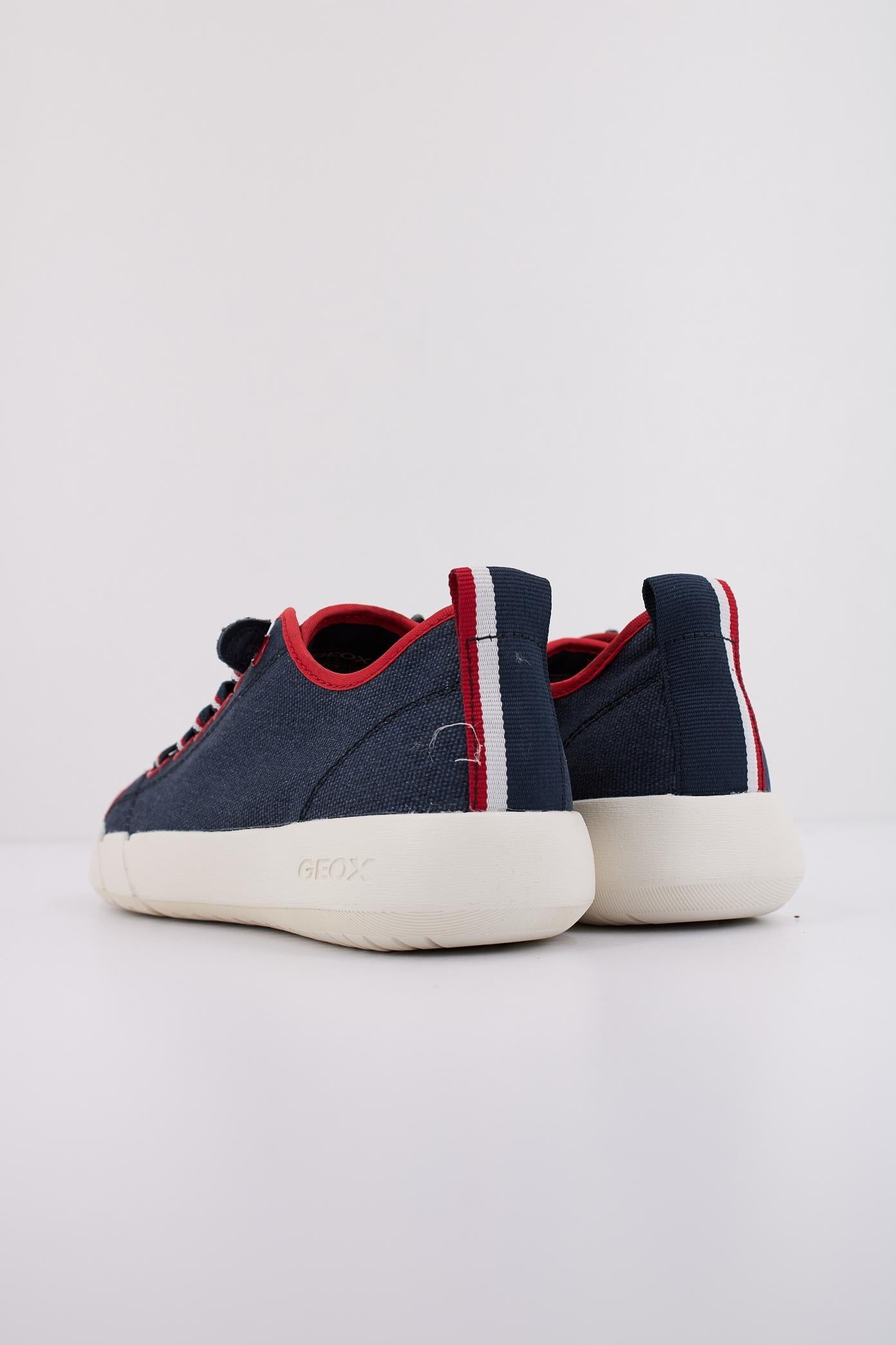 GEOX J HYROO BOY en color AZUL (4)