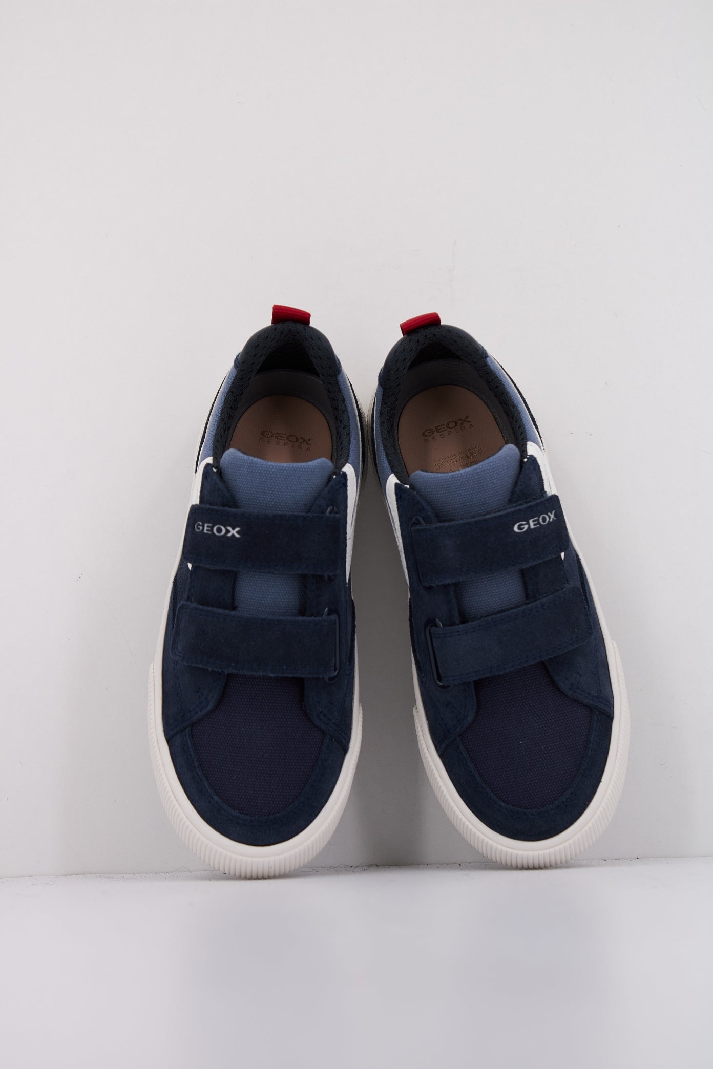 GEOX J ALPHABEET BOY en color AZUL (3)