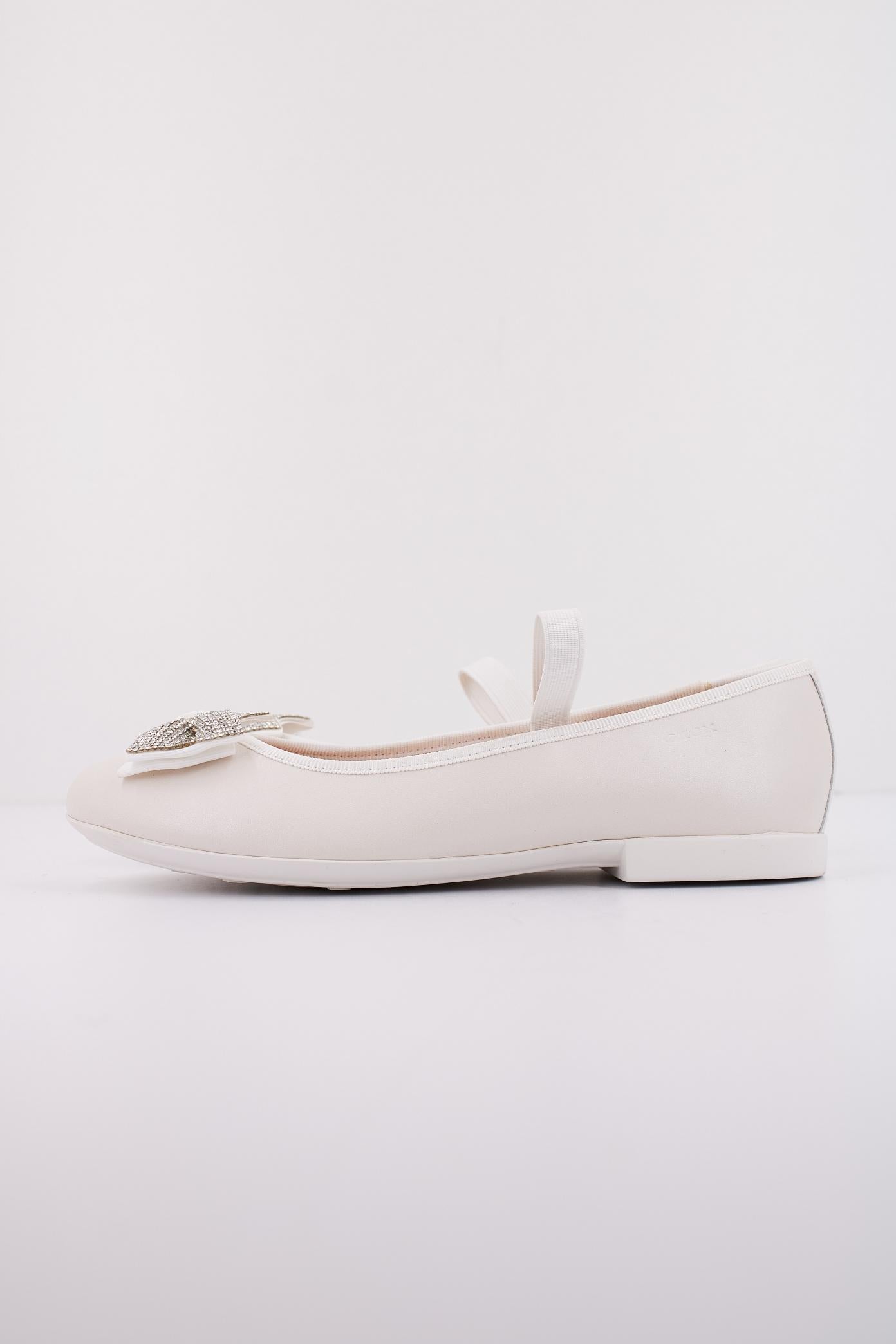 GEOX JR PLIE' en color BLANCO (1)