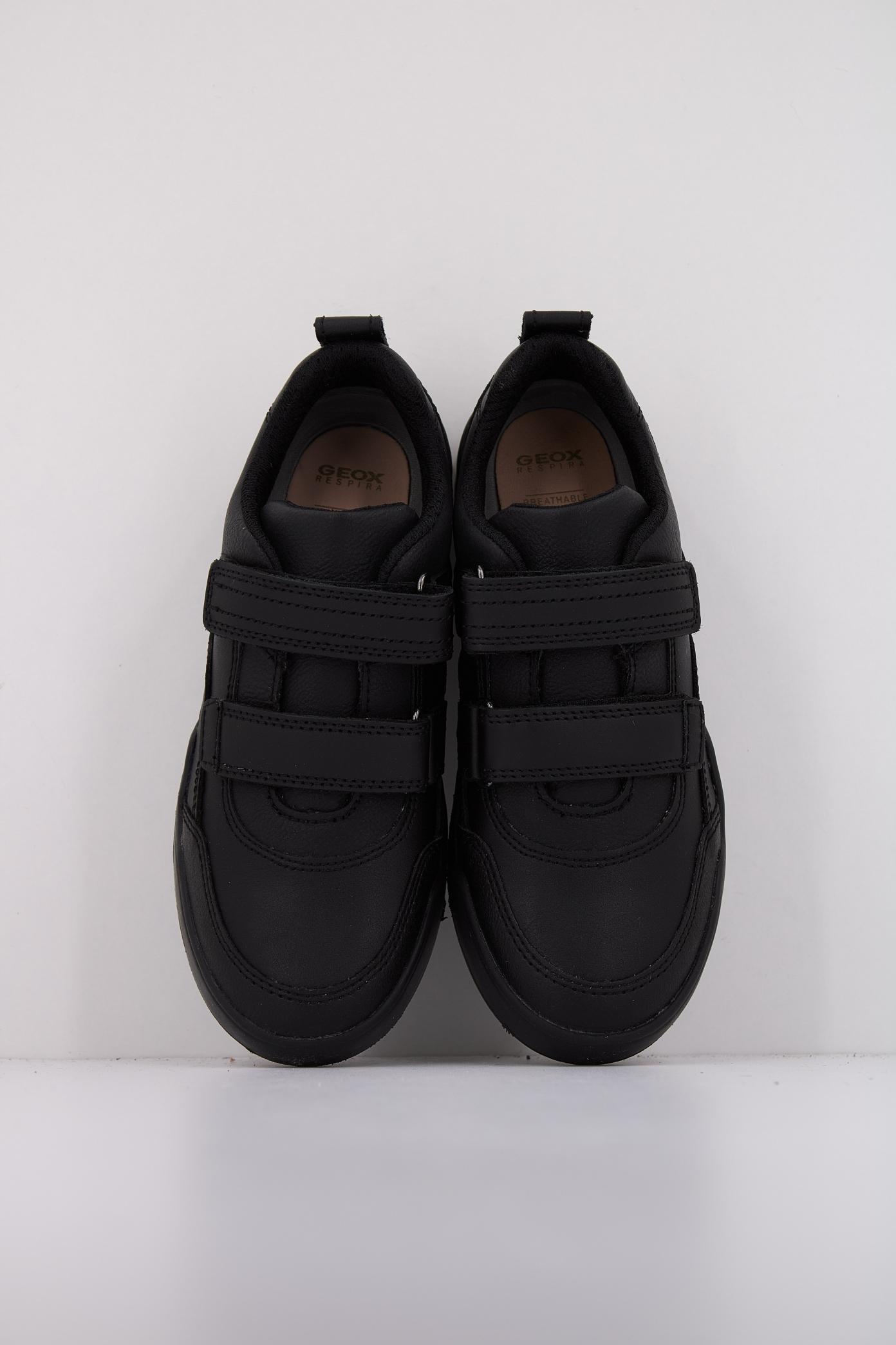 GEOX J PERTH BOY en color NEGRO (3)