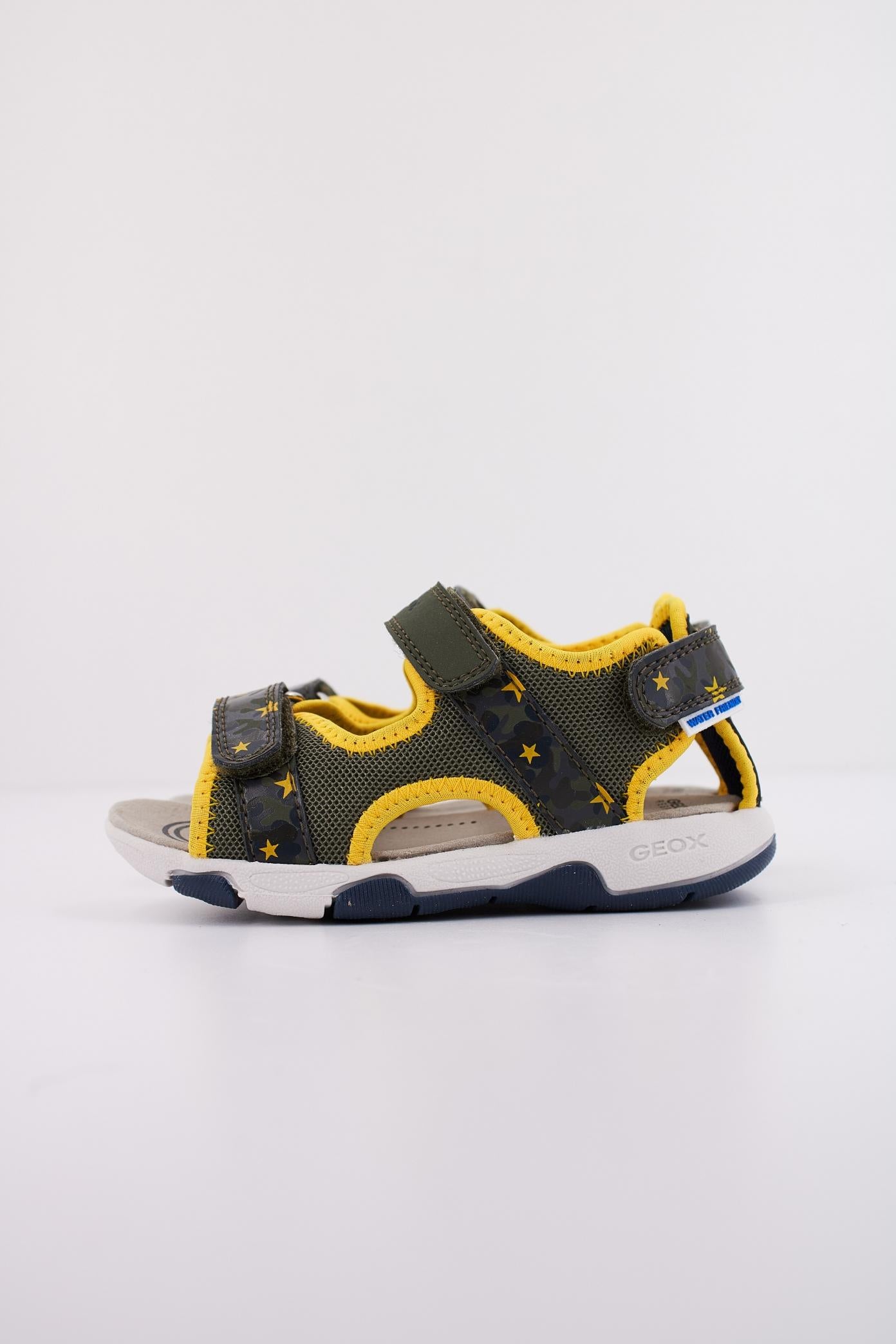 GEOX B SANDAL MULTY BOY en color VERDE (1)