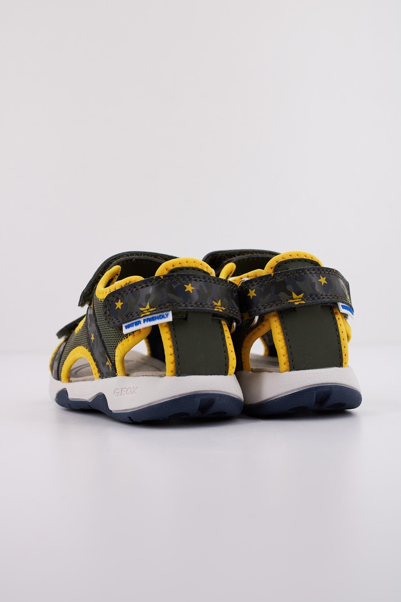 GEOX B SANDAL MULTY BOY en color VERDE (4)