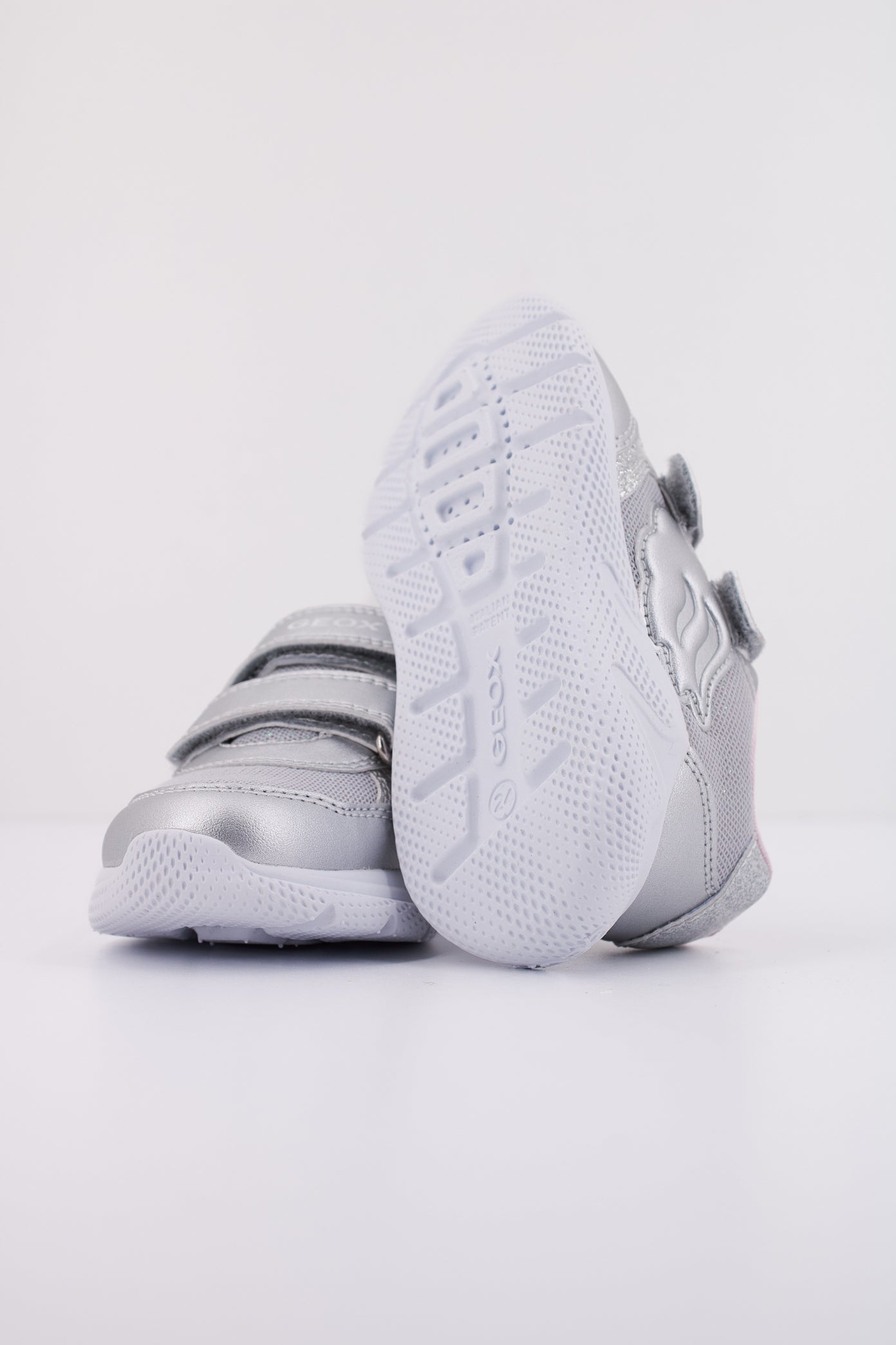 GEOX B SPRINTYE GIRL en color PLATA (5)