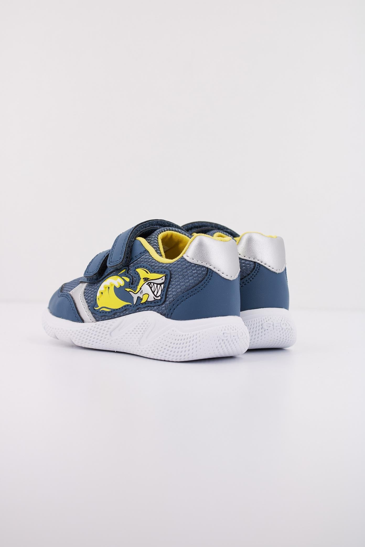 GEOX B SPRINTYE BOY en color AZUL (4)