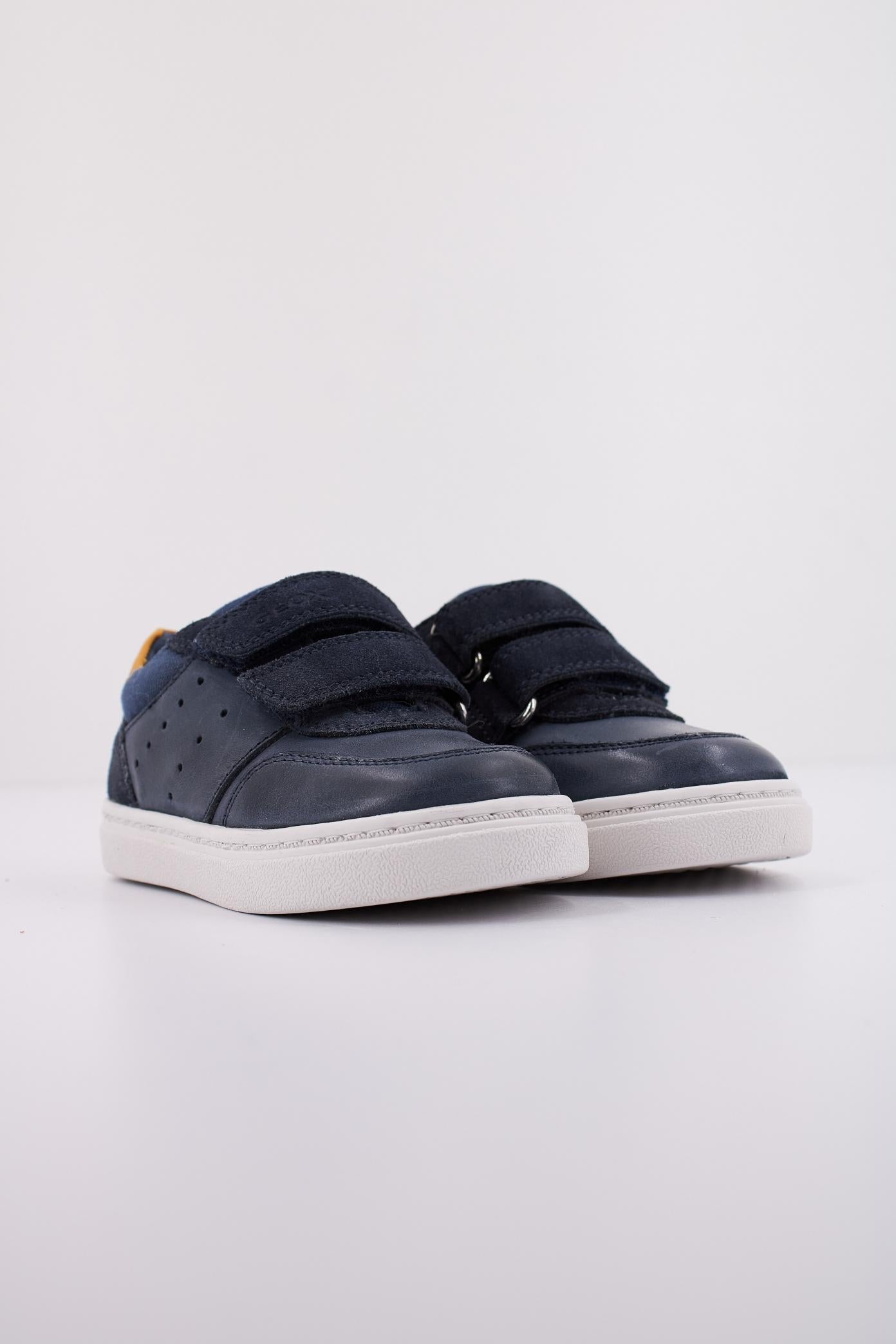 GEOX B NASHIK BOY en color AZUL (2)