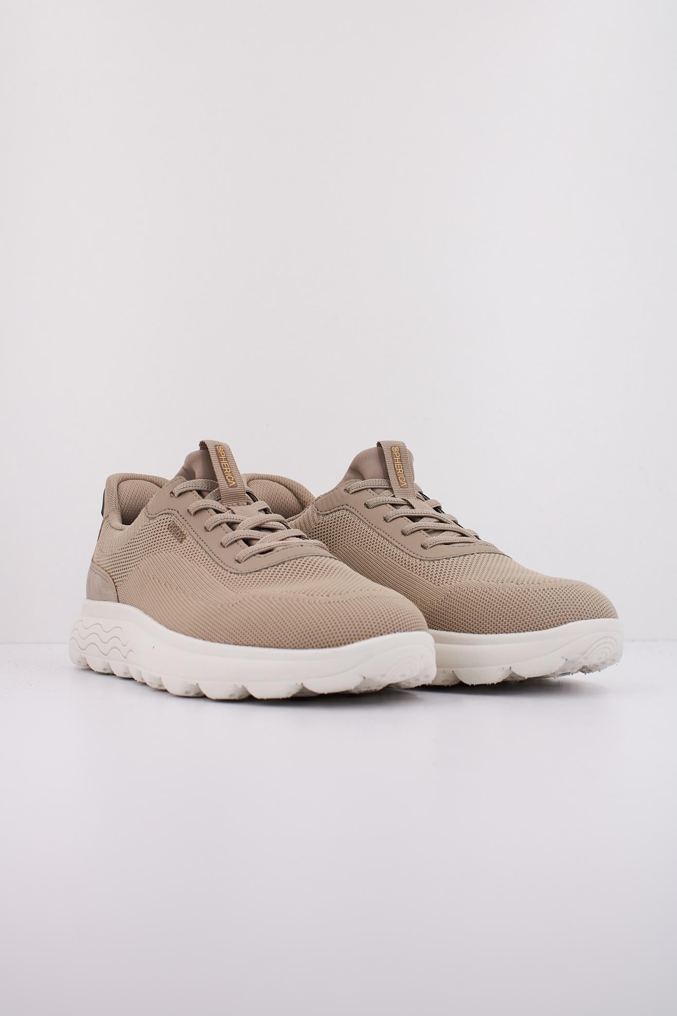 GEOX U SPHERICA PLUS en color BEIS (2)