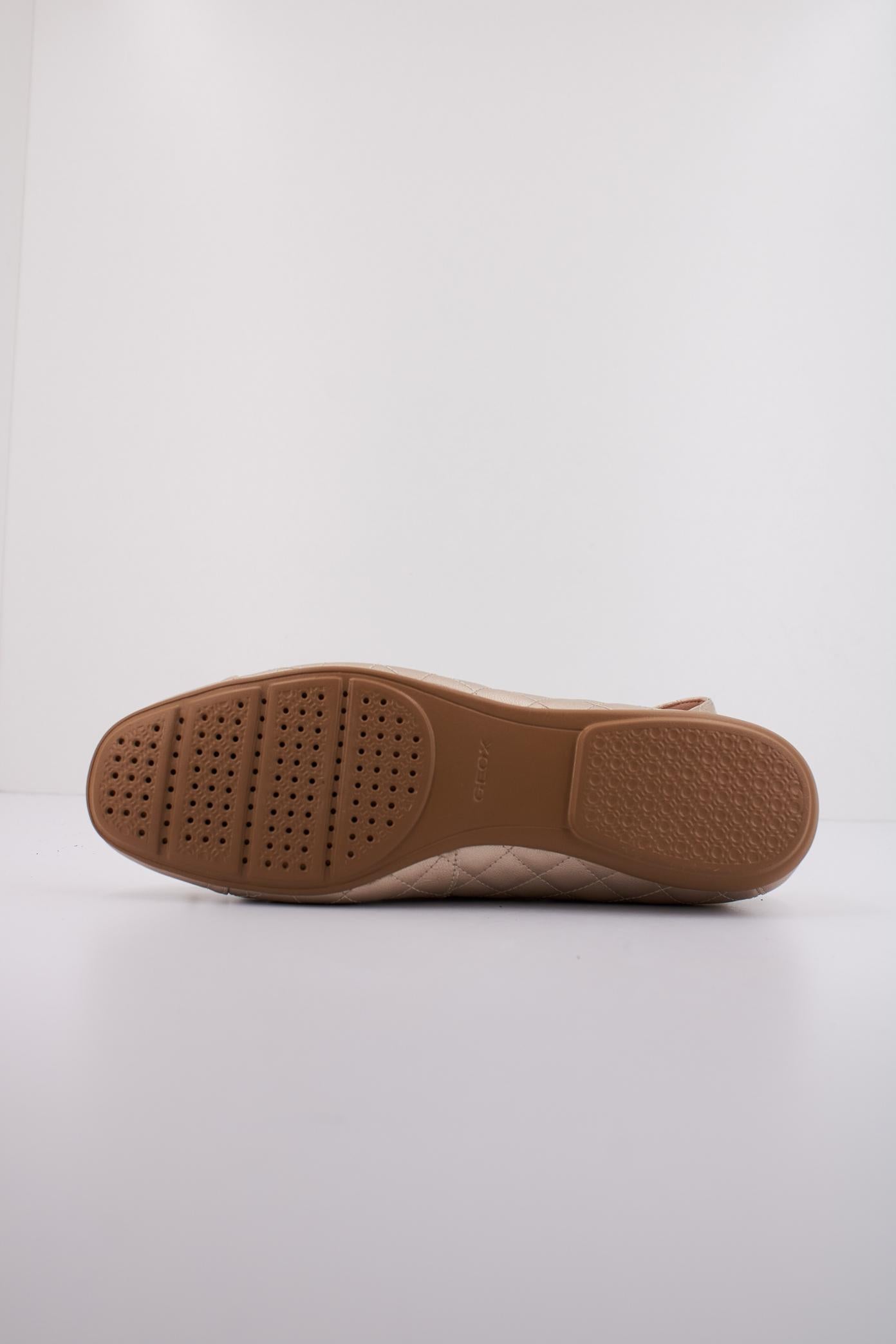 GEOX D ANNYTAH en color ORO (5)